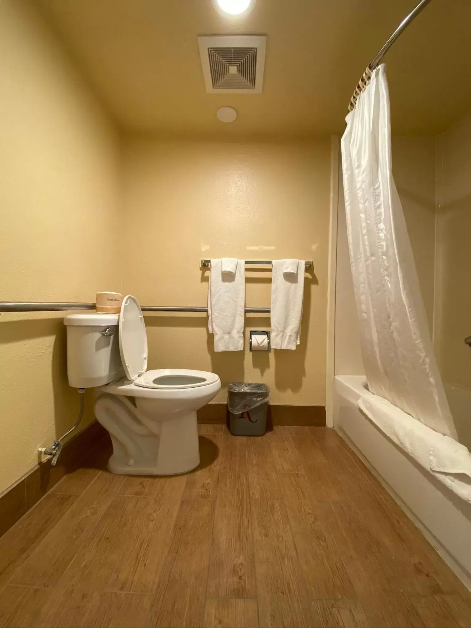 Bathroom in Americas Best Value Inn - Azusa/Pasadena