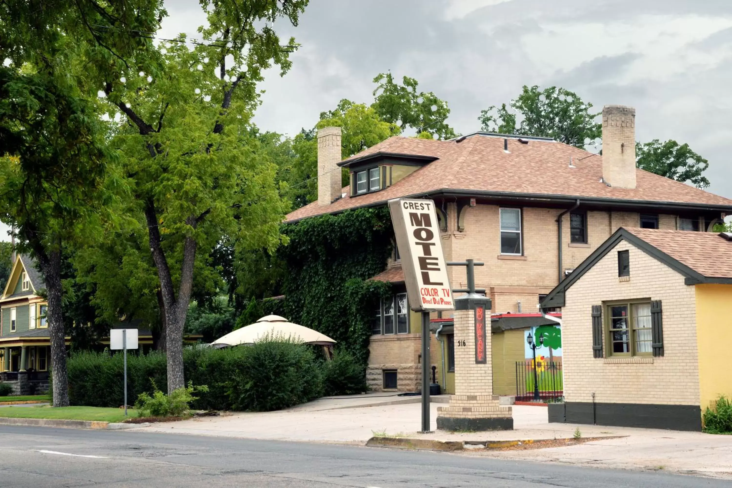 Property Building in The Crest Motel