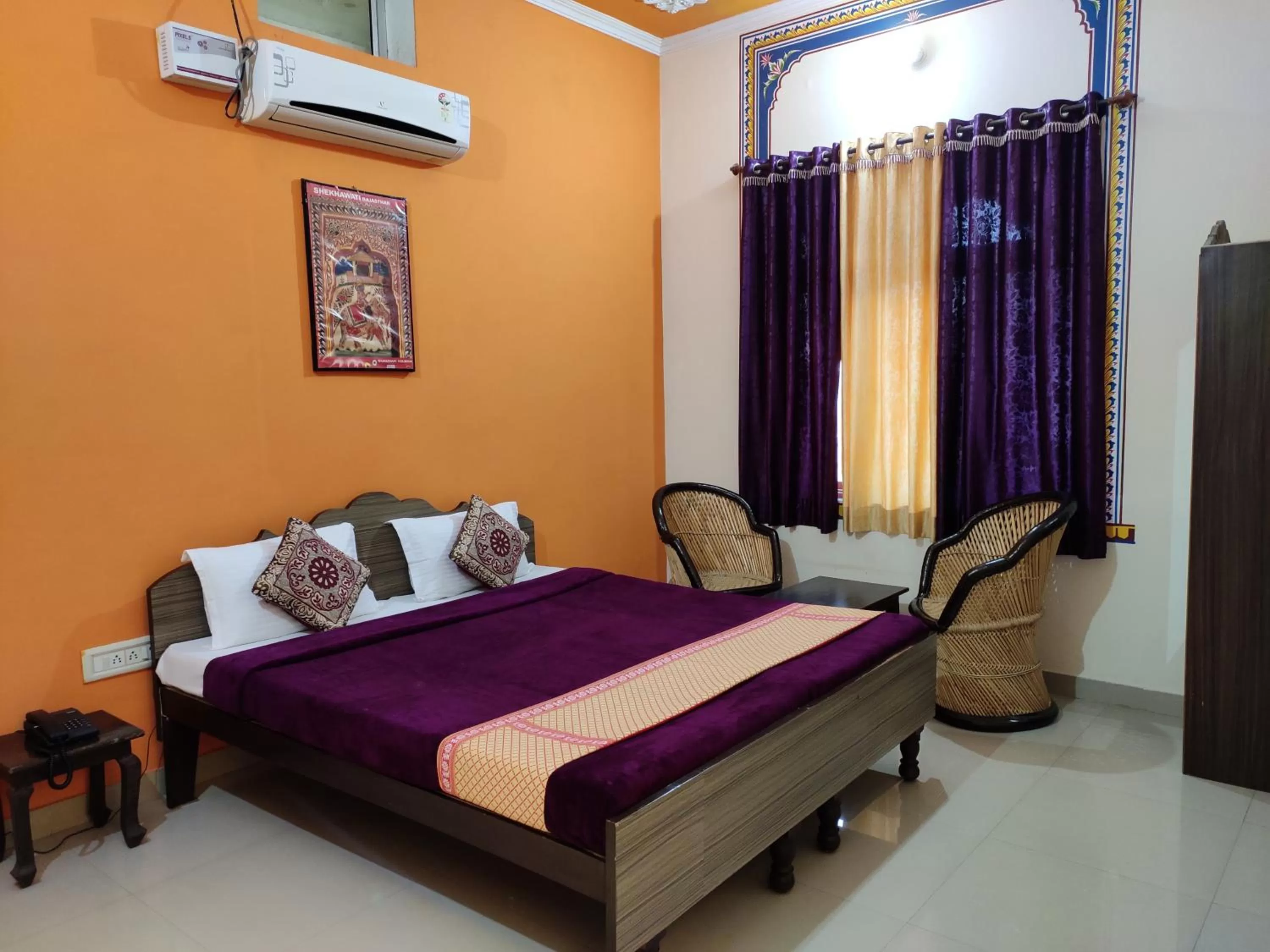 Bed in Hotel Tiger Haveli