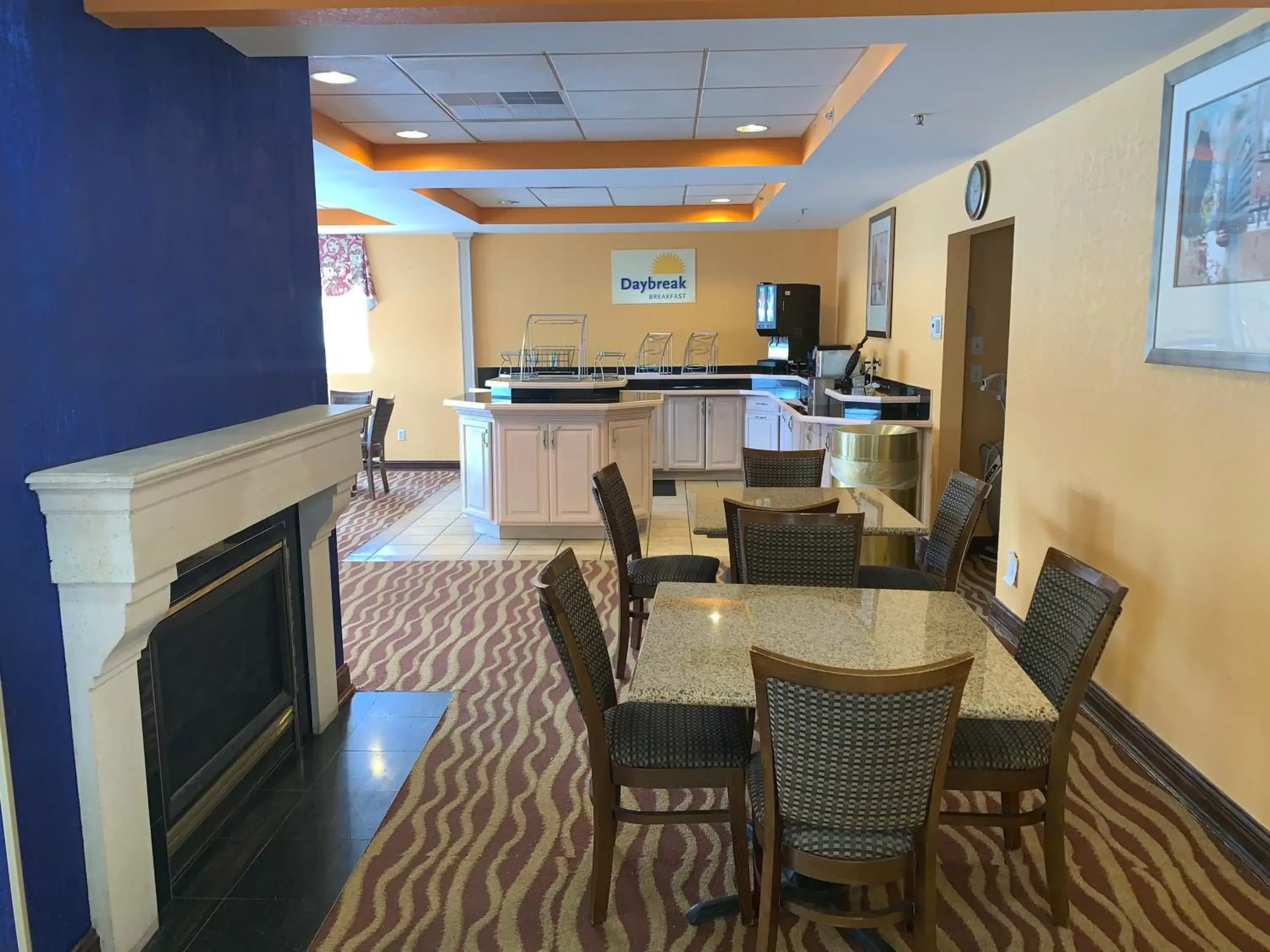 Food and drinks, Restaurant/Places to Eat in Days Inn & Suites by Wyndham Albany