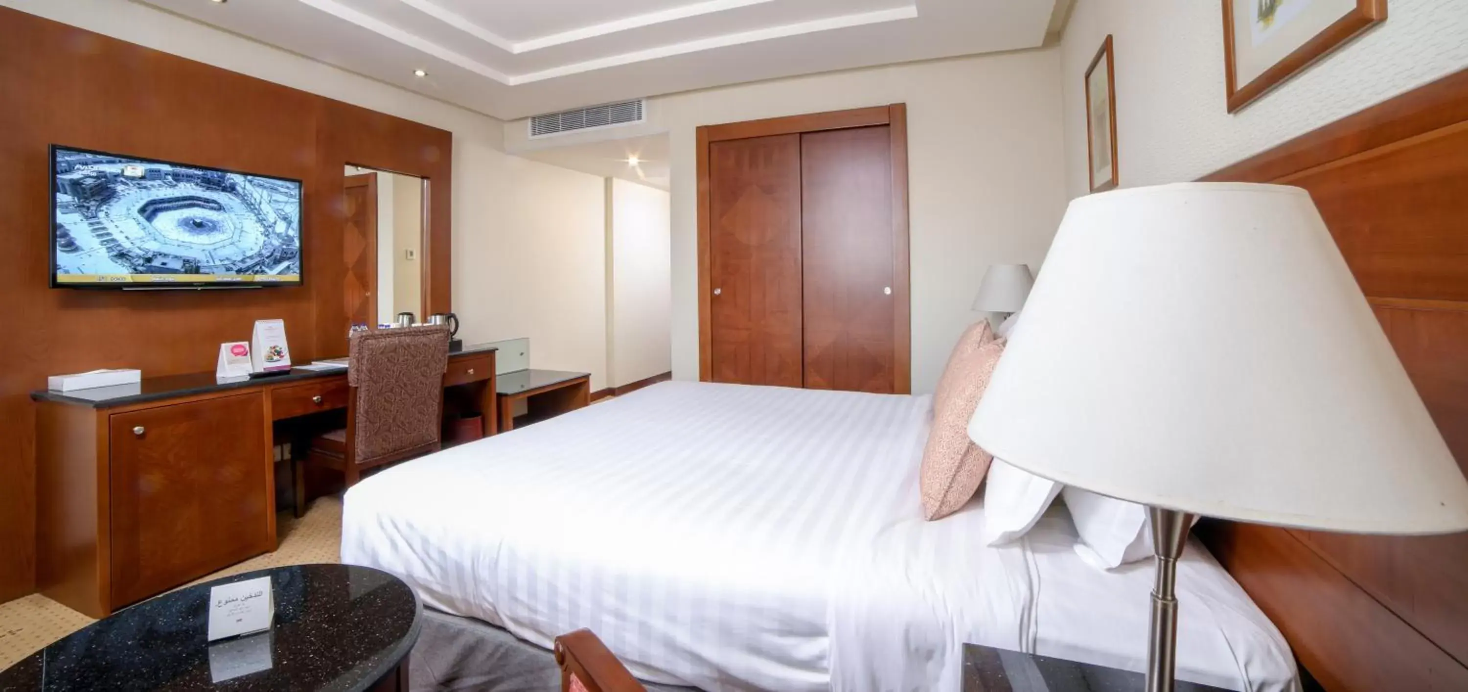 Photo of the whole room, Bed in Crowne Plaza Riyadh Palace by IHG Photo of the whole room, Bed in Crowne Plaza Riyadh Palace by IHG