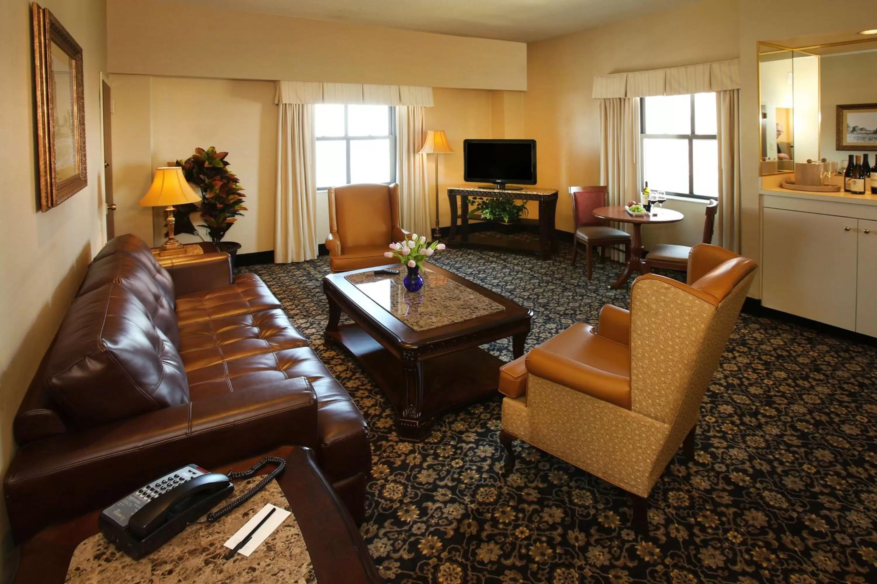 Photo of the whole room in The Claridge Hotel