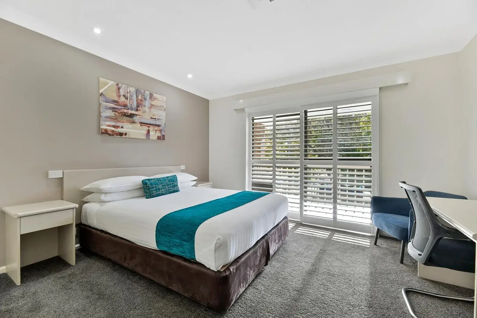 Bed in Central Caleula Motor Lodge Bed in Central Caleula Motor Lodge