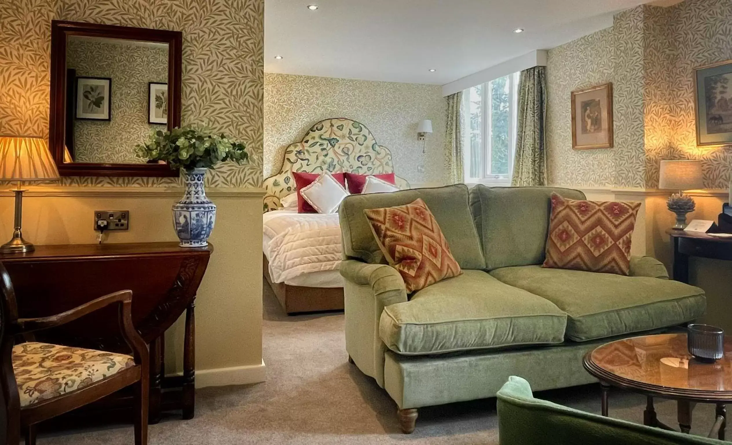 Bedroom, Seating Area in Holdsworth House Hotel