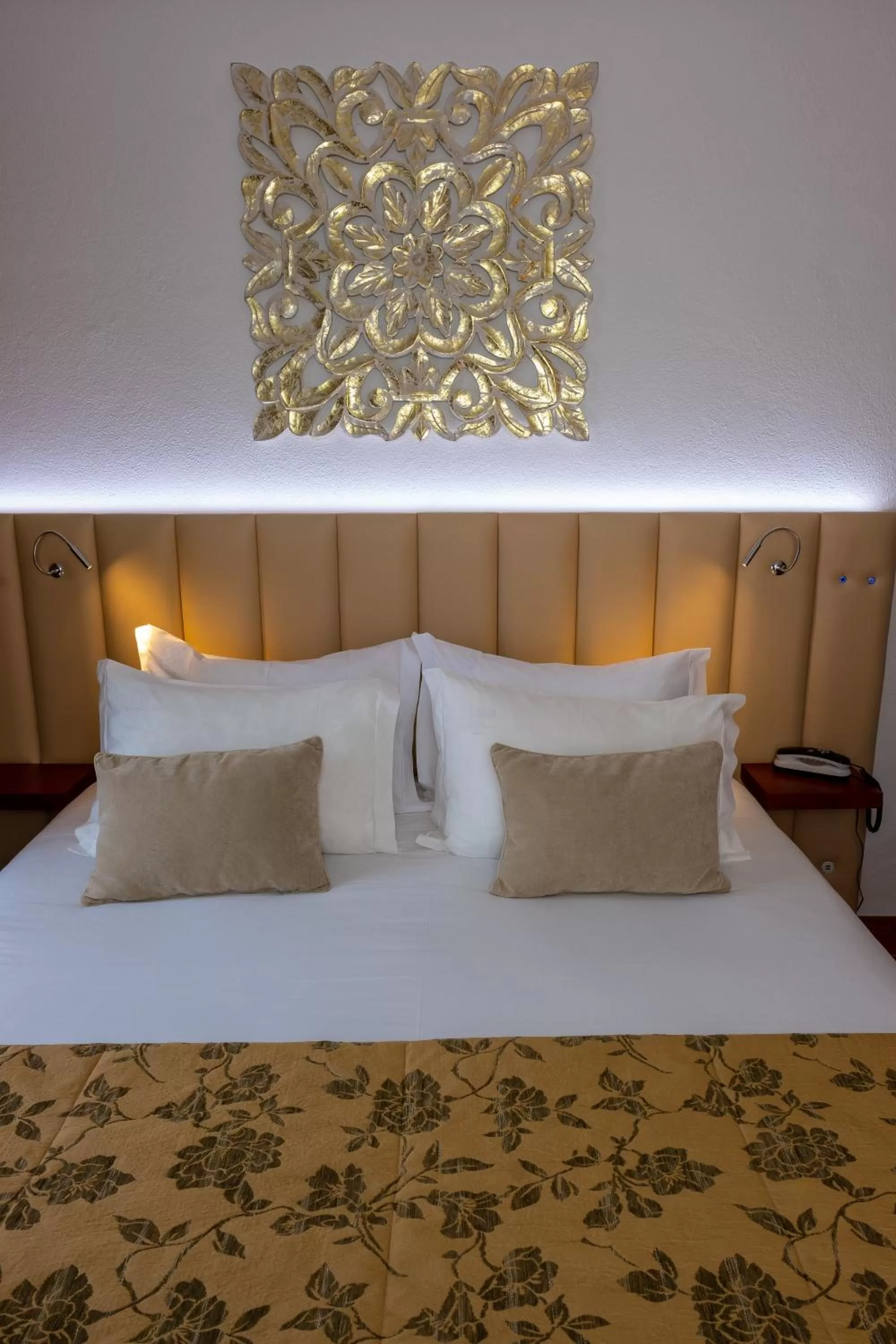 Bed in Hotel El Rei Dom Manuel