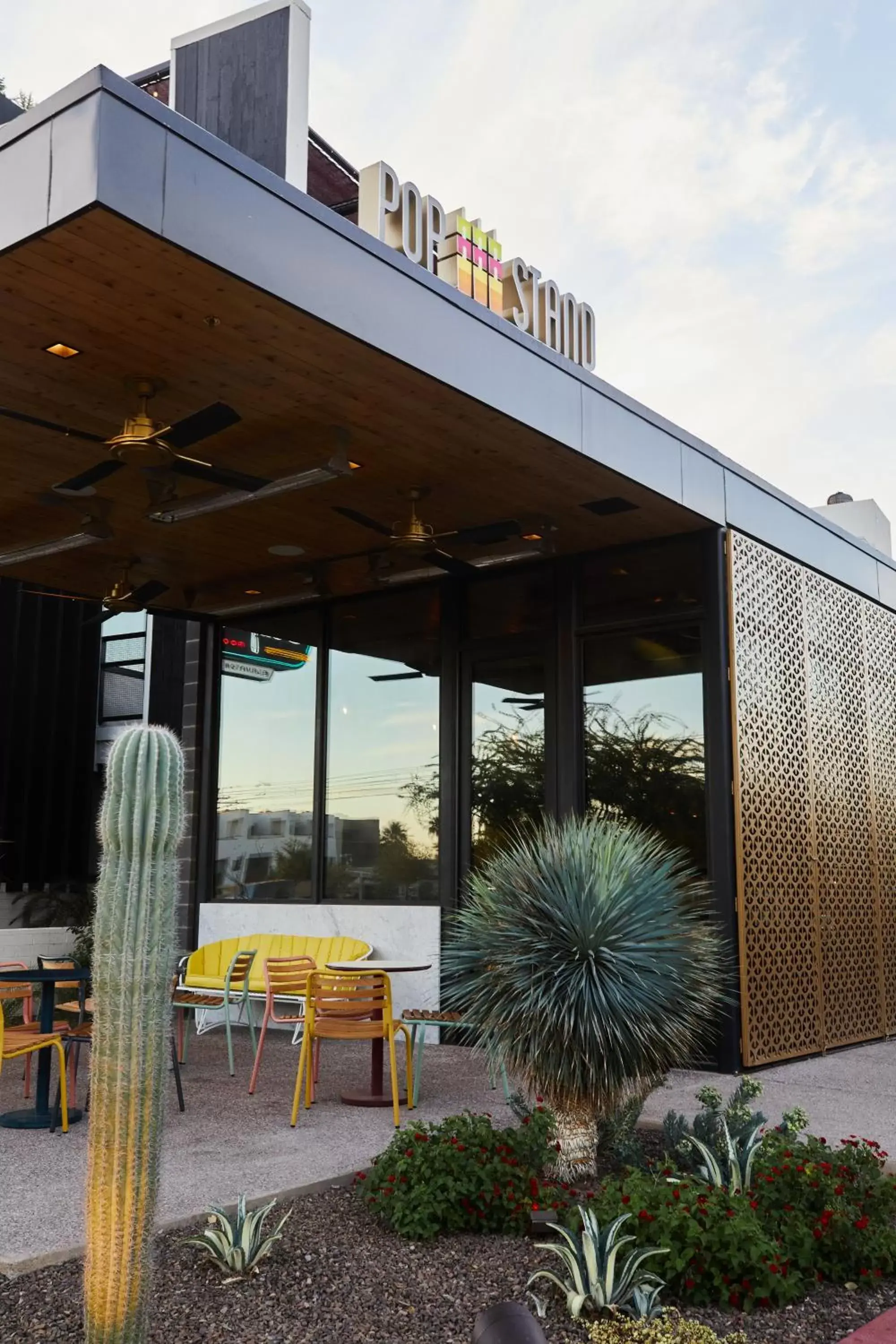 Property building in RISE Uptown Property building in RISE Uptown