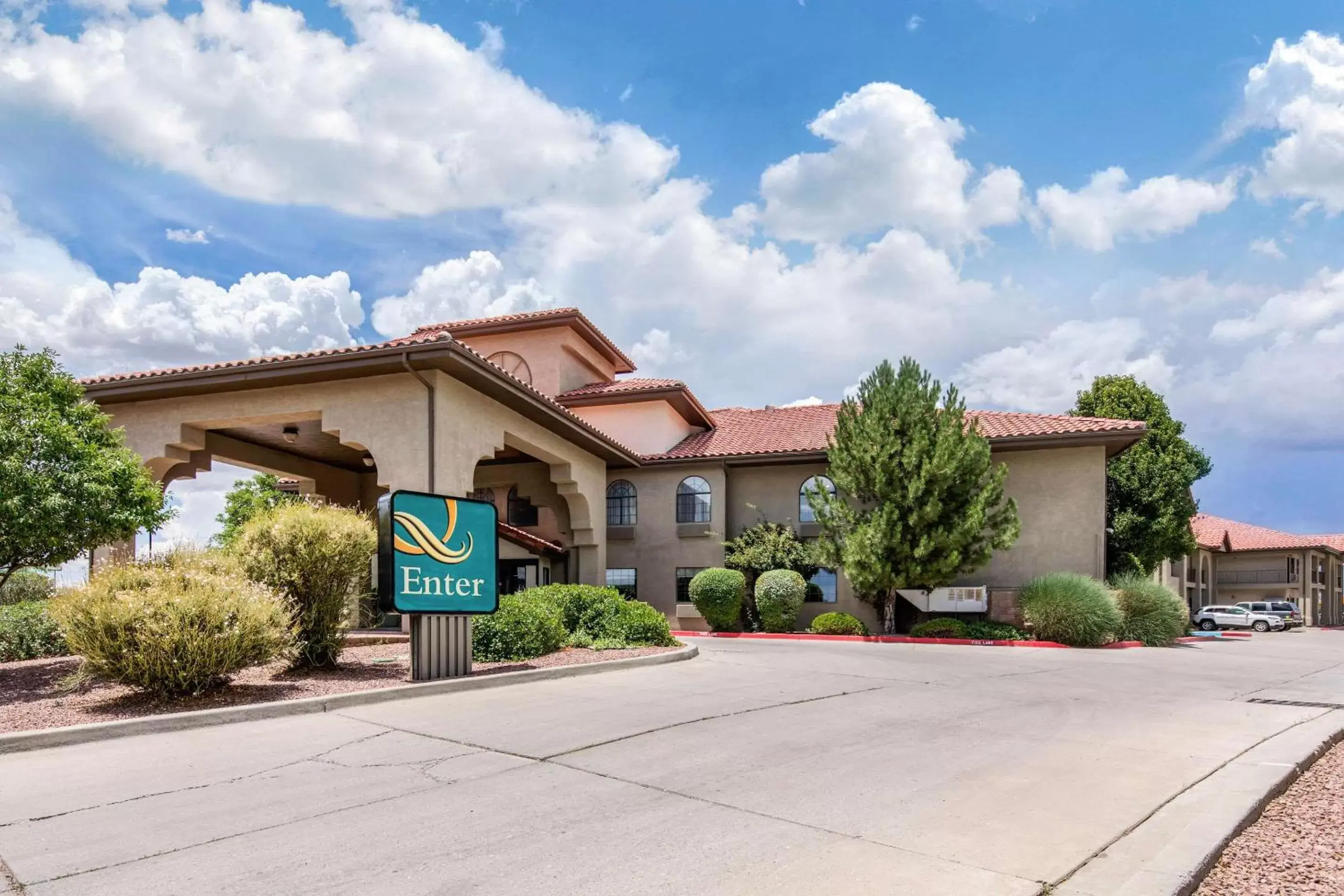 Property building in Quality Inn & Suites Gallup I-40 Exit 20