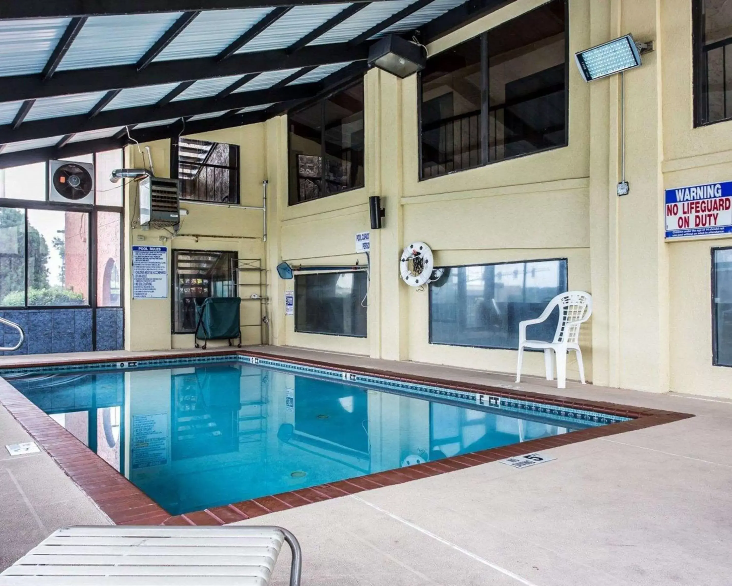 On site, Swimming Pool in Quality Inn & Suites Morrow Atlanta South
