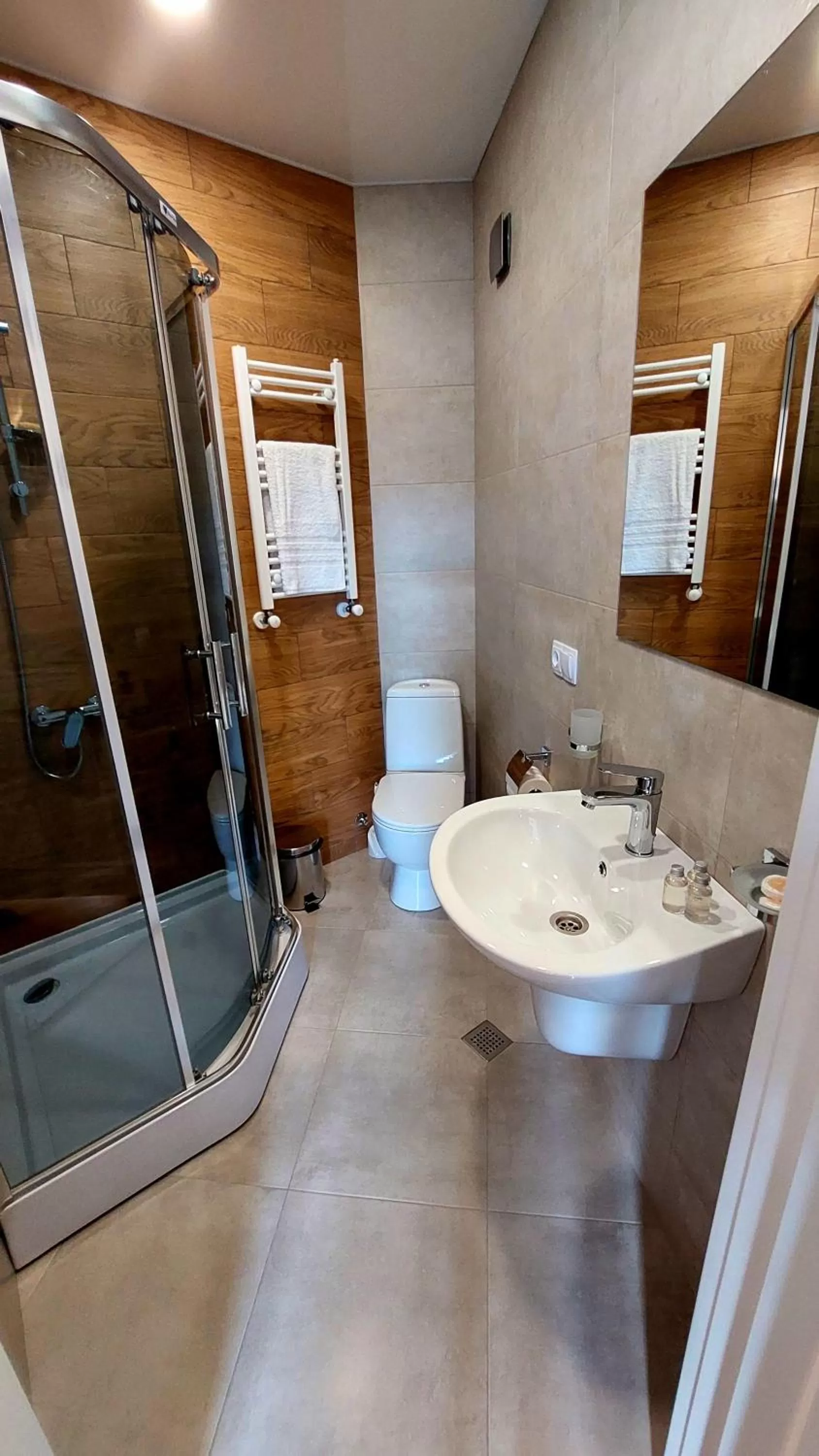 Bathroom in Falcon Boutique Hotel