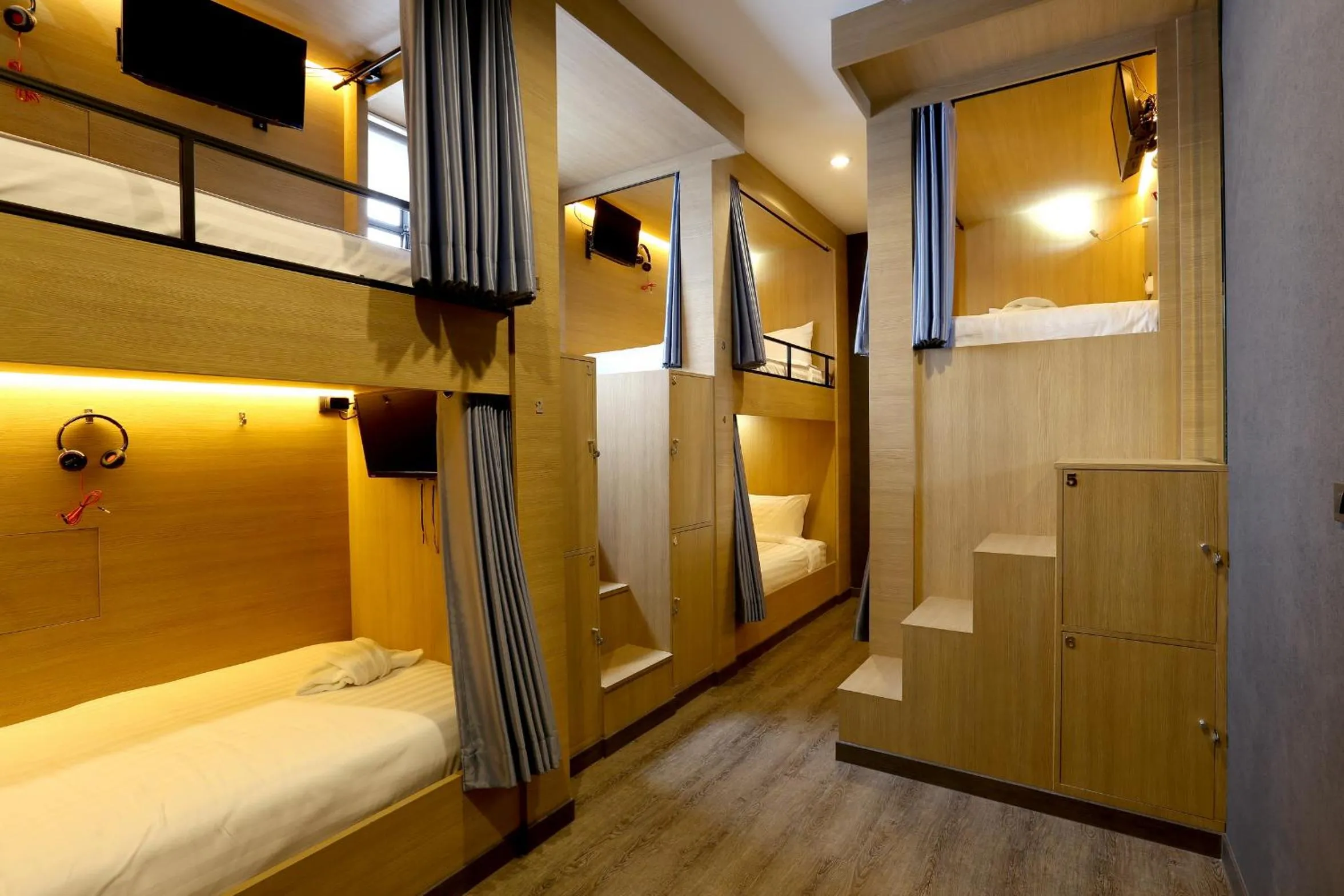 bunk bed, Bed in The Printing House Poshtel