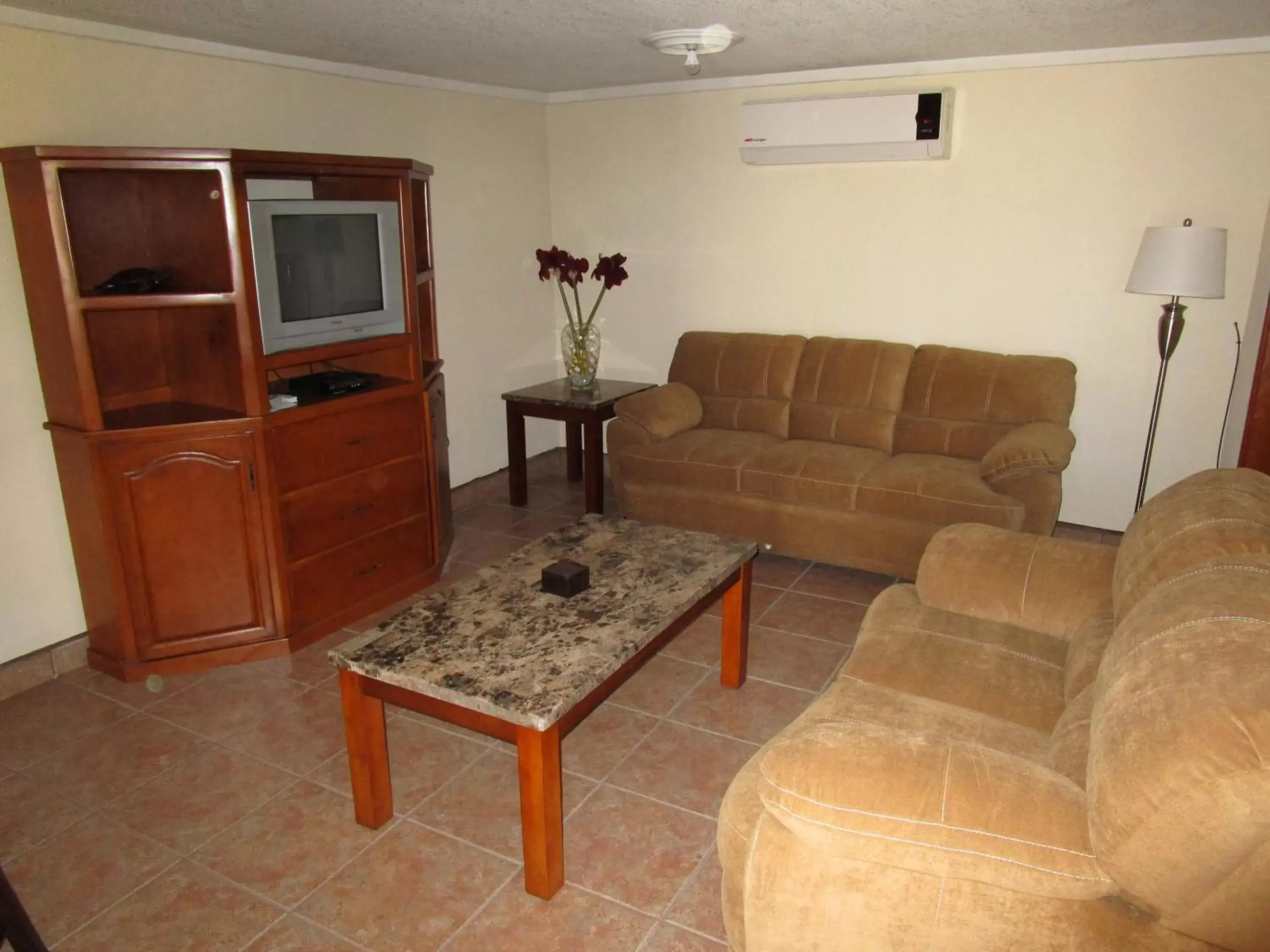 Seating Area in Hotel Lorimar