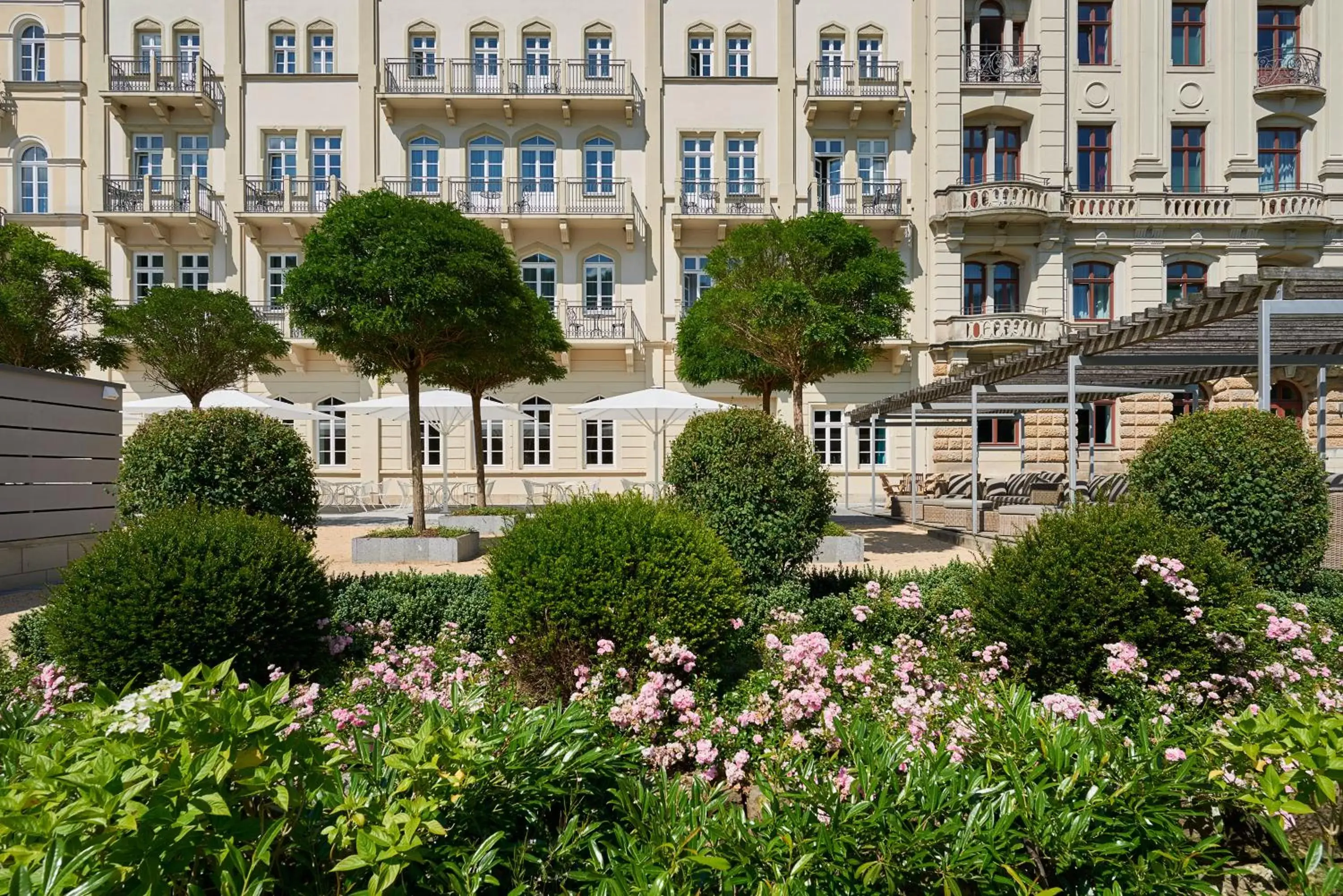 Garden, Neighborhood in Hotel Elbresidenz an der Therme