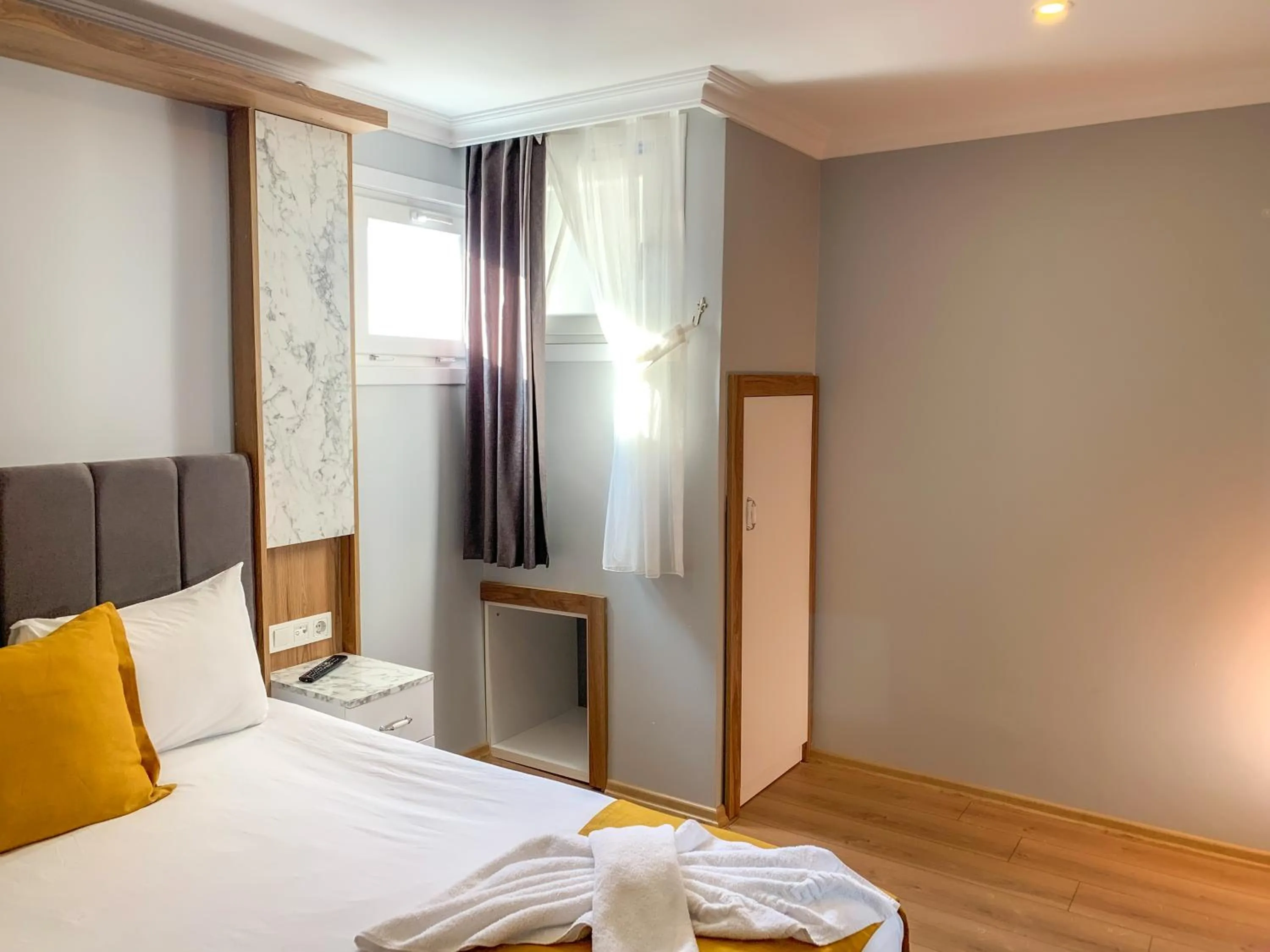 Photo of the whole room, Bed in Sultanahmet Nu Hotel