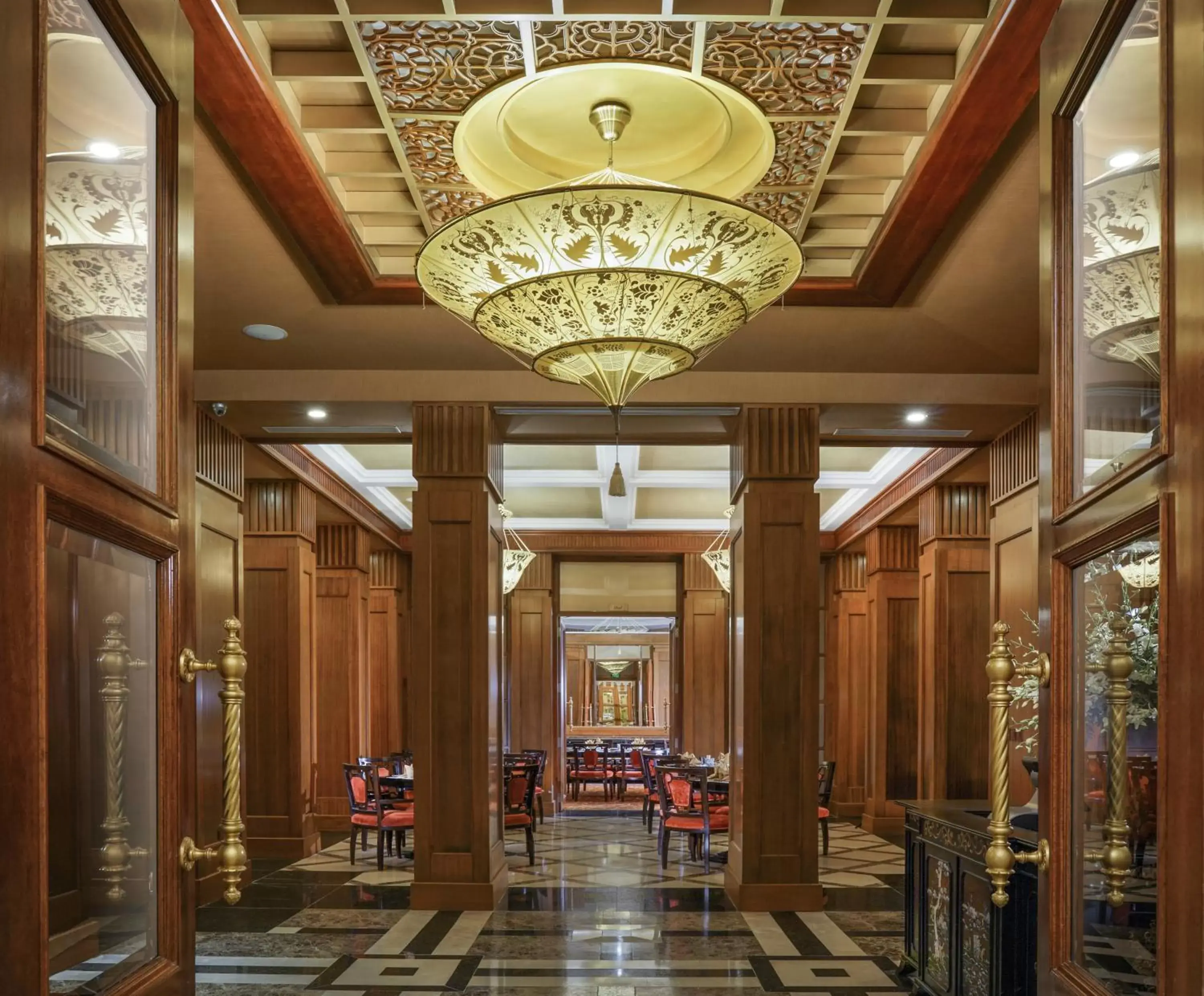 Restaurant/places to eat in Vinpearl Luxury Nha Trang Restaurant/places to eat in Vinpearl Luxury Nha Trang