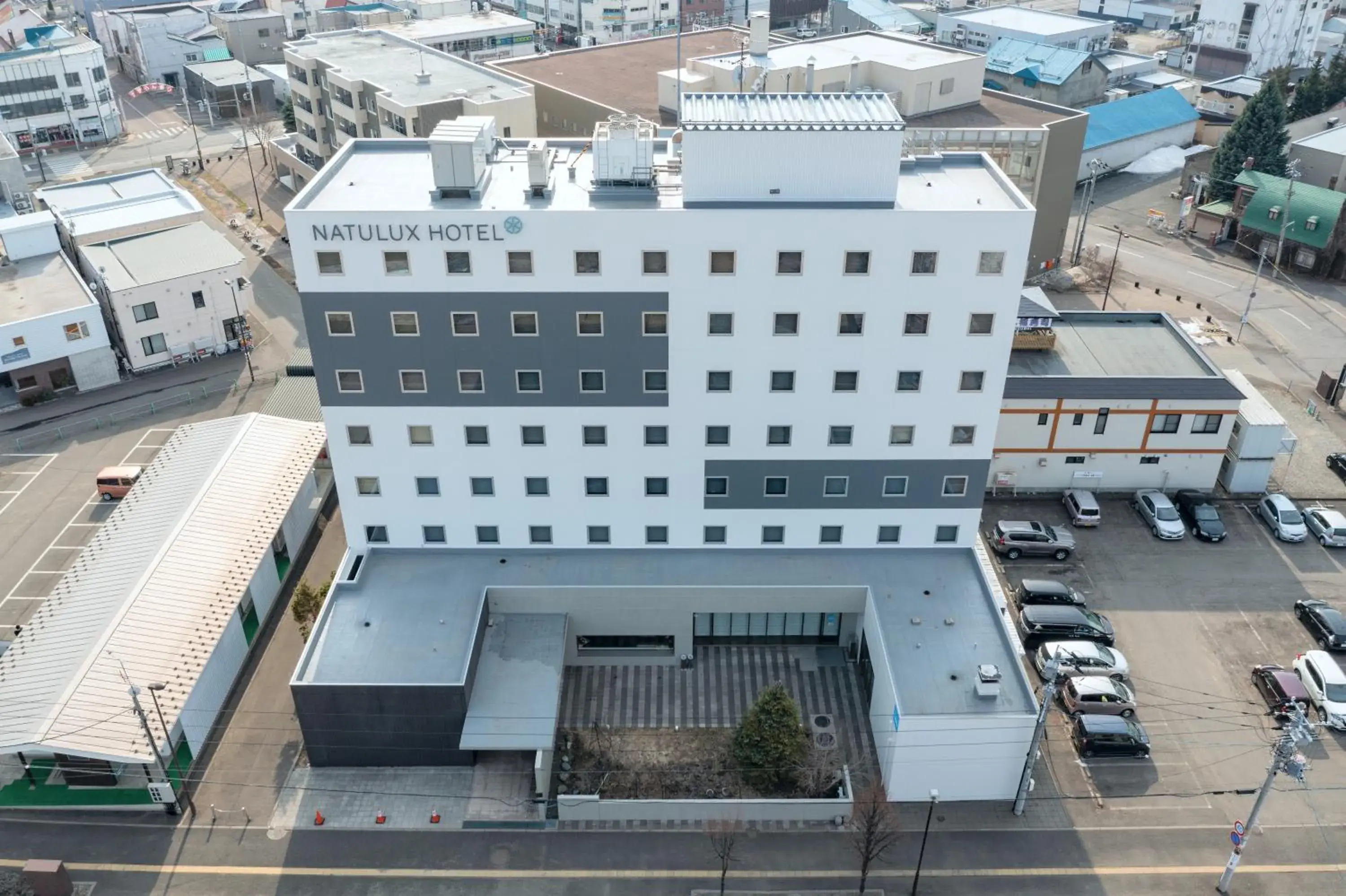 Property building, Bird's-eye View in Furano Natulux Hotel