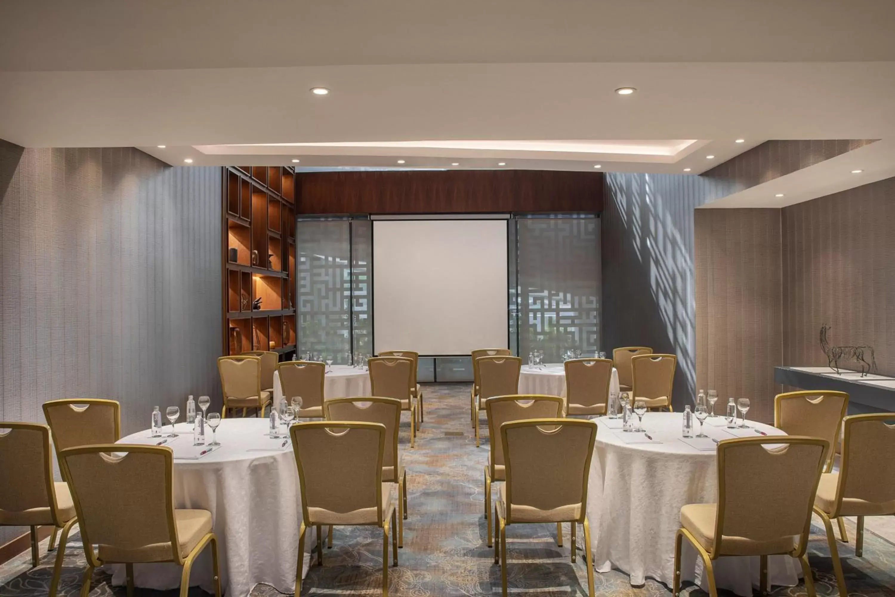 Meeting/conference room in Jeddah Marriott Hotel Madinah Road