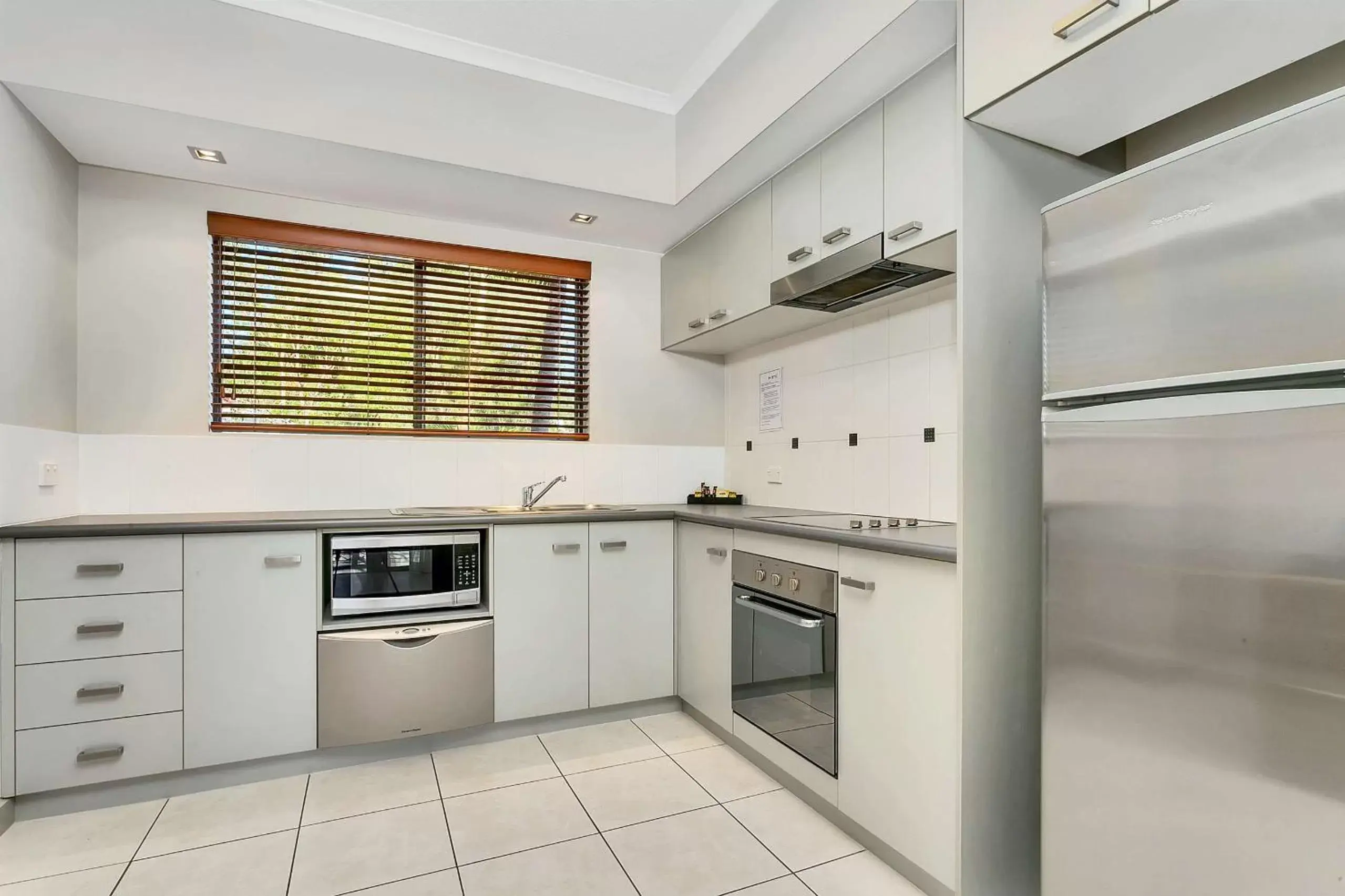 Kitchen/Kitchenette in Blue Lagoon Resort