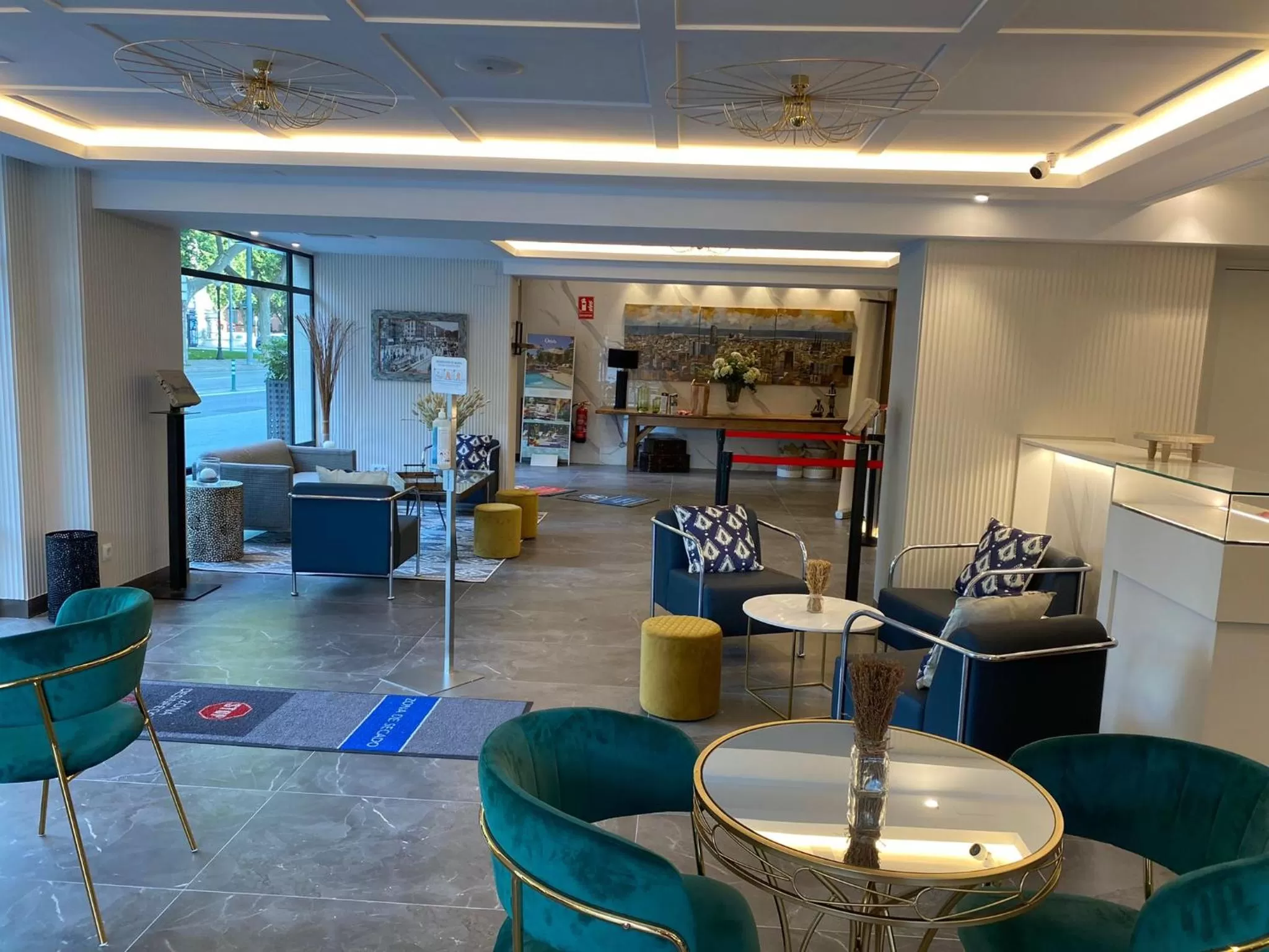 Lobby or reception in Hotel Oasis