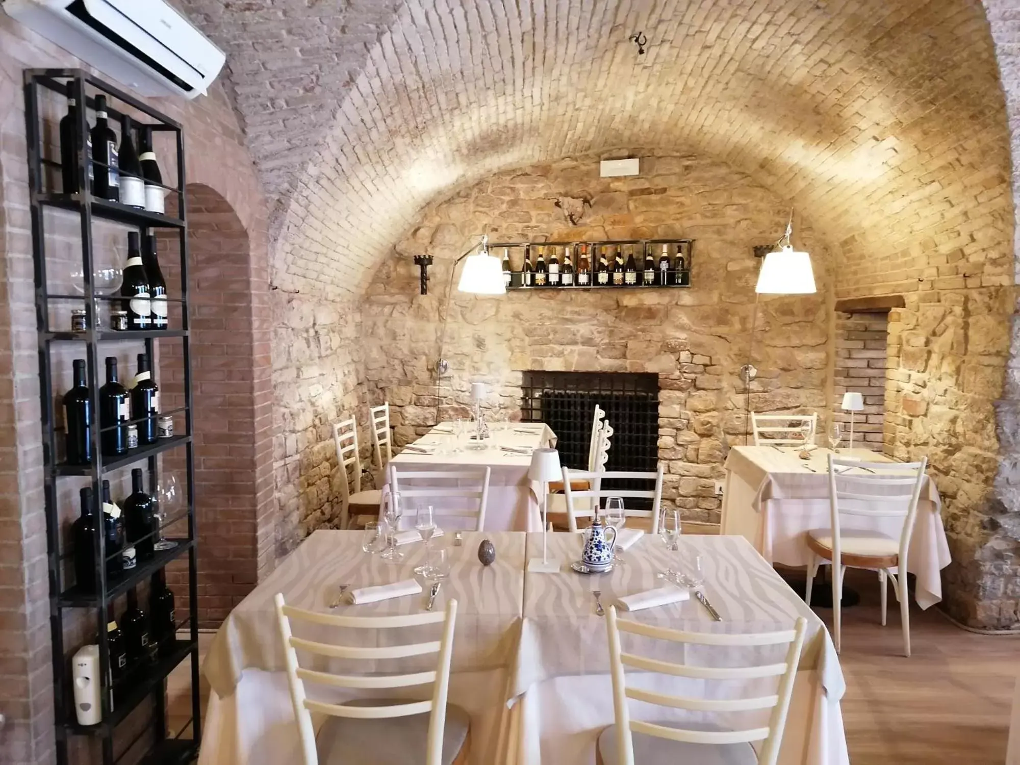 Restaurant/places to eat in Asisium Boutique Hotel Restaurant/places to eat in Asisium Boutique Hotel