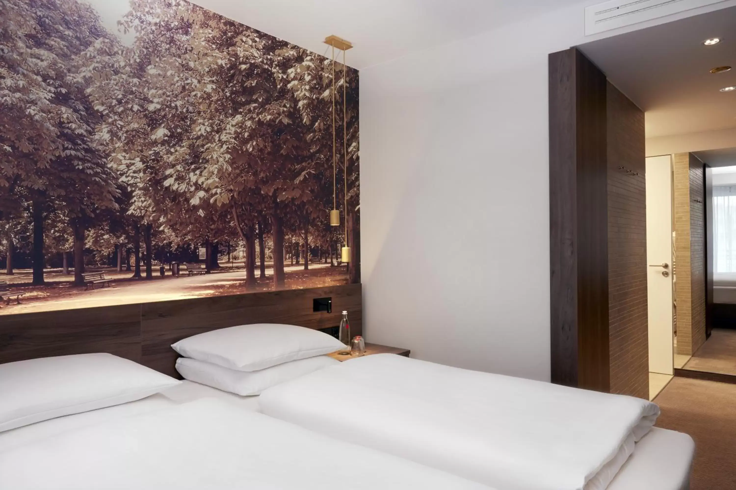 Bed in Hyperion Hotel Berlin