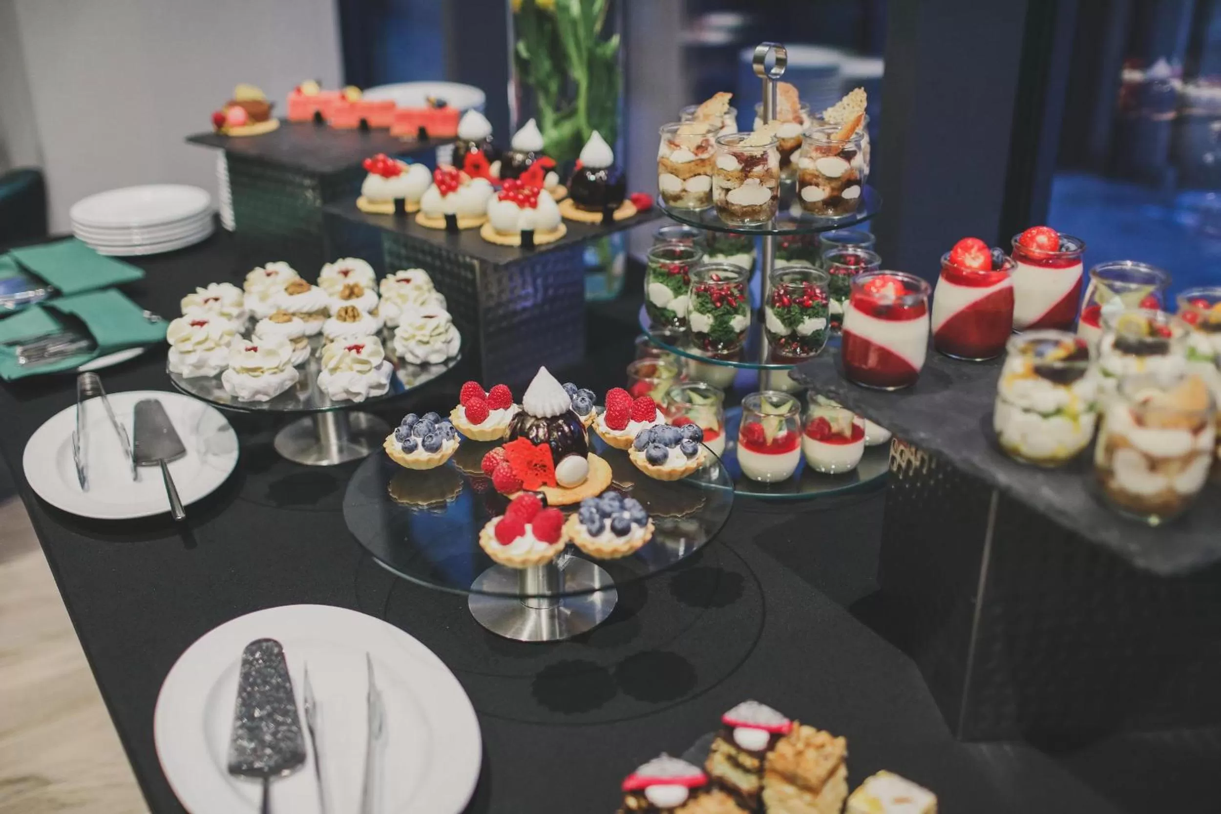 Restaurant/places to eat in Magnus Resort