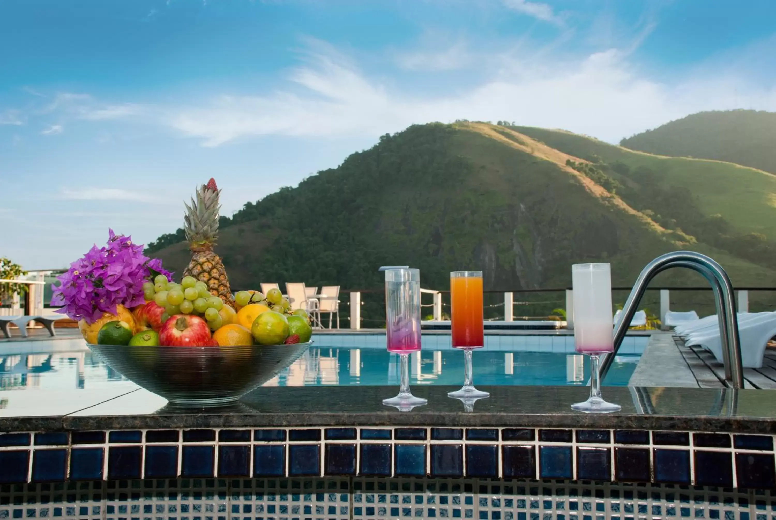 Non alcoholic drinks, Swimming Pool in Portogalo Suite Hotel