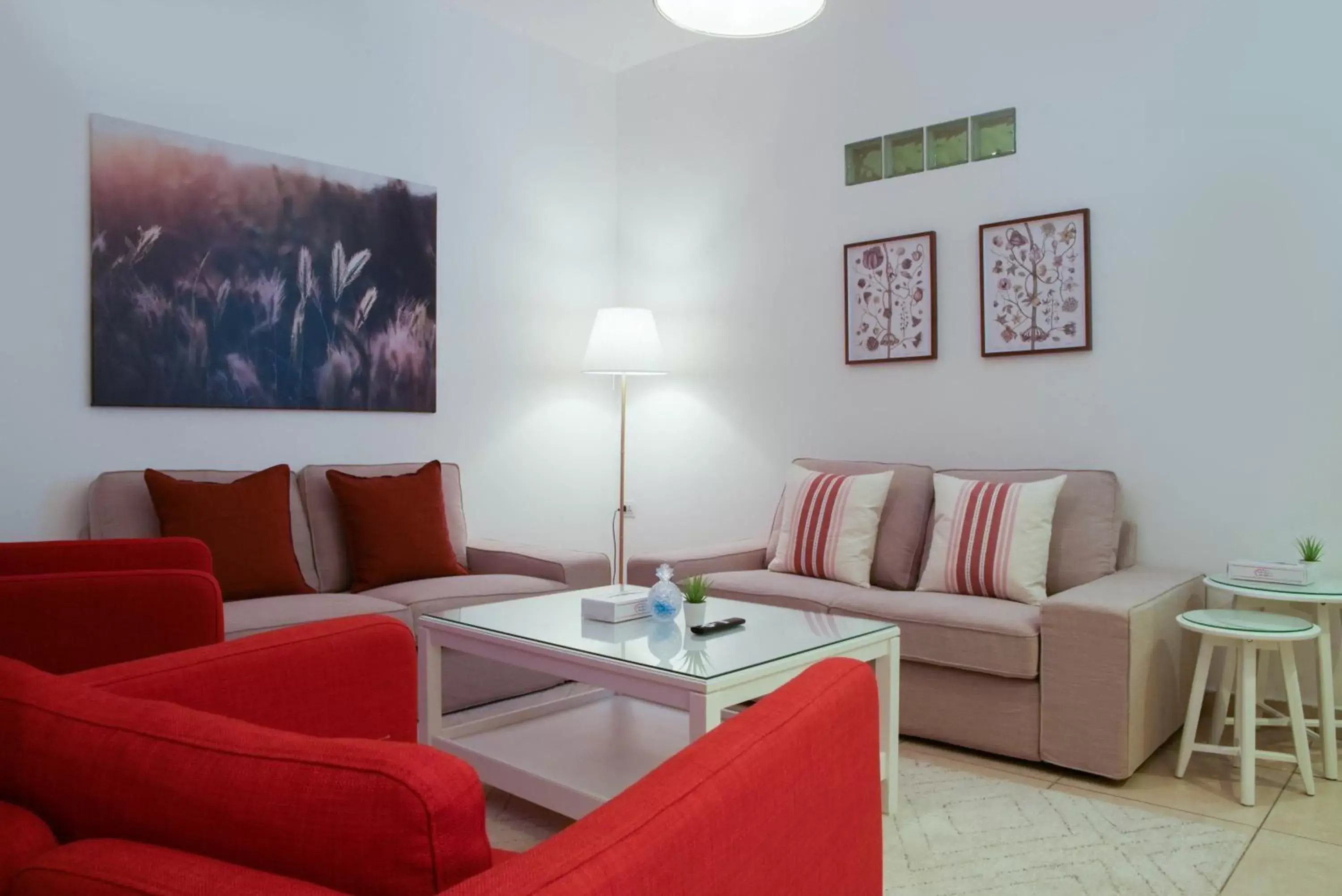 Living room, Seating Area in Toledo Amman Hotel