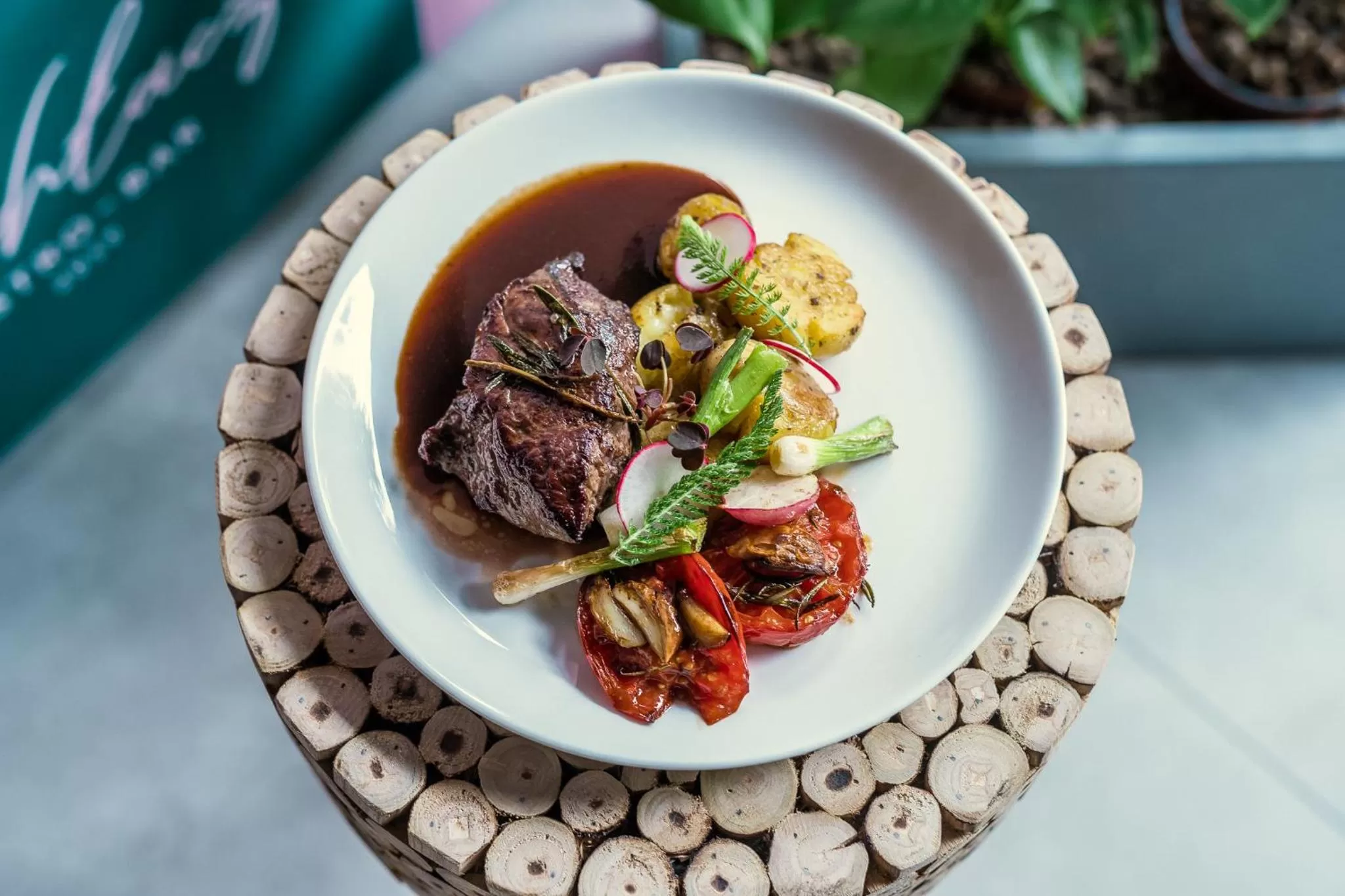 Food and drinks in M&M-Spa&Art Bali, Nadmorskie Tarasy