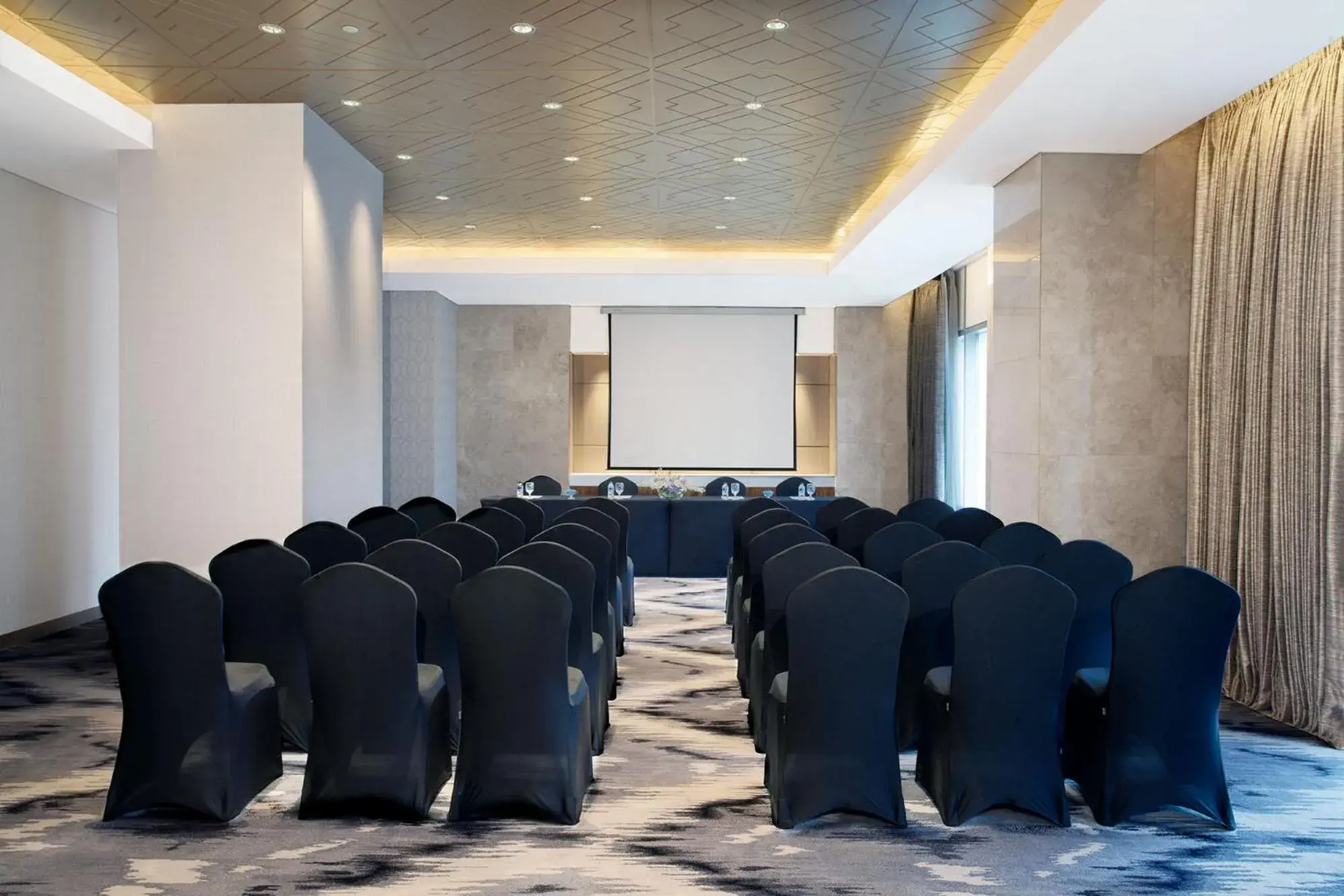 Business facilities in Ascott Sudirman Jakarta