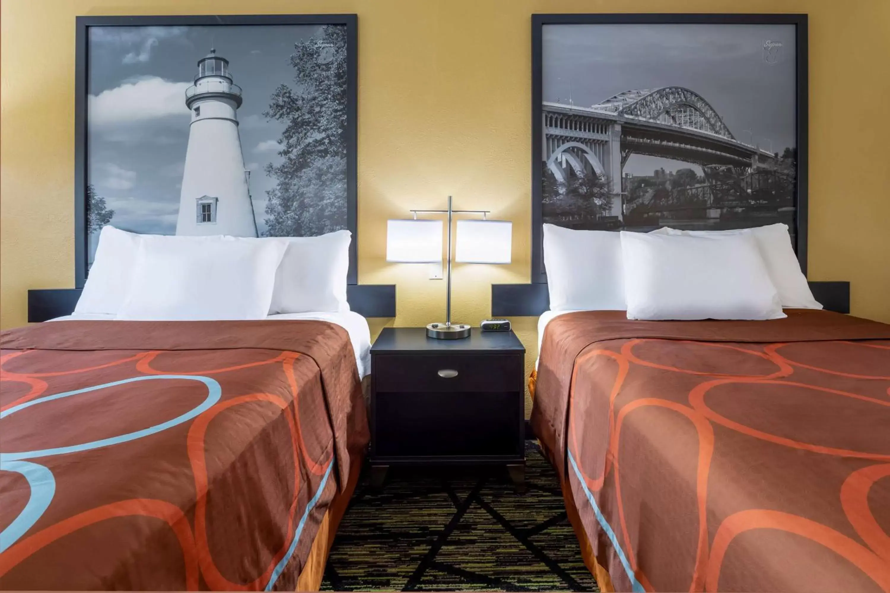 Photo of the whole room, Bed in Super 8 by Wyndham Wooster Photo of the whole room, Bed in Super 8 by Wyndham Wooster