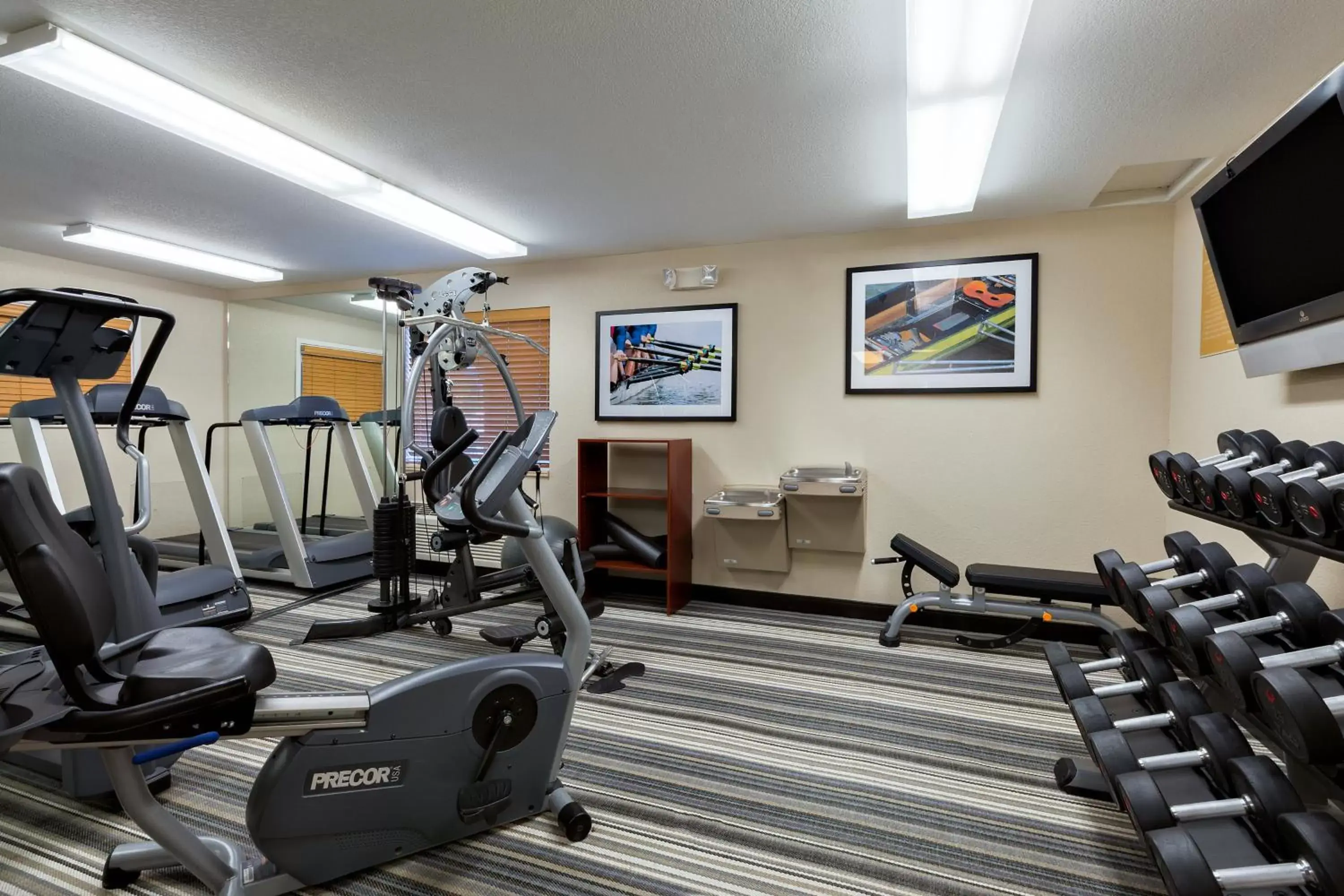 Fitness centre/facilities, Fitness Center/Facilities in Candlewood Suites Medford, an IHG Hotel