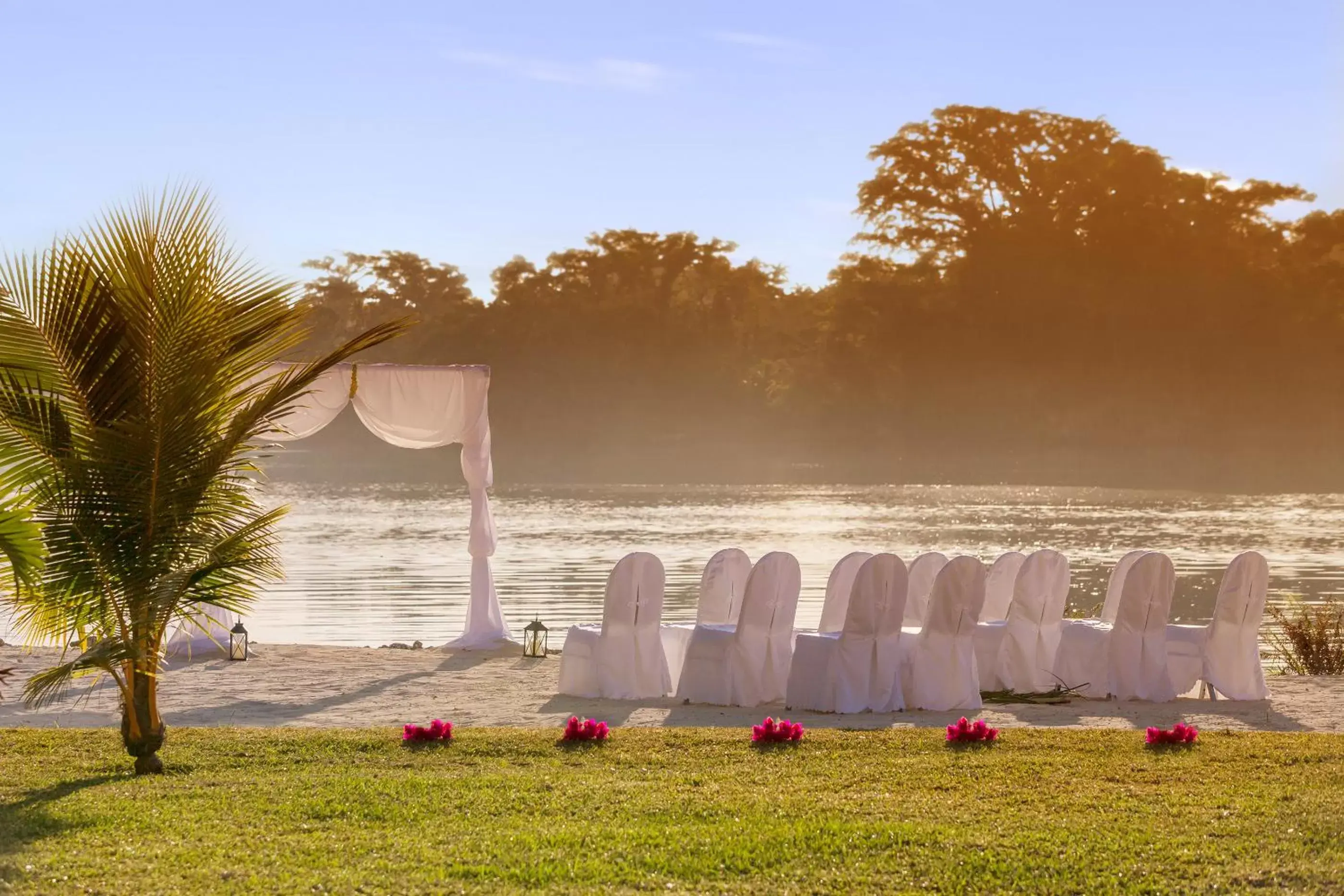 Day, Banquet Facilities in Ramada Resort by Wyndham Port Vila