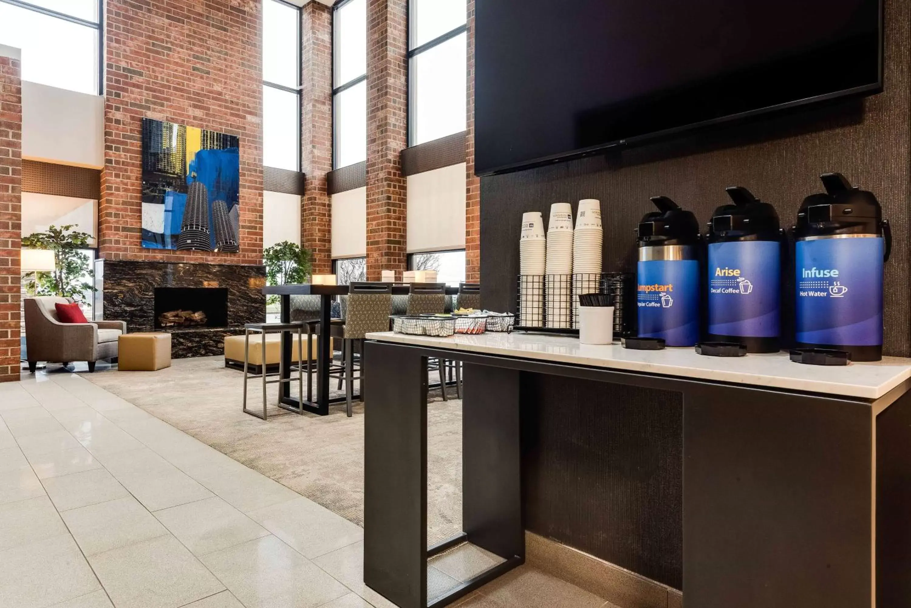 Coffee/tea facilities in Best Western Chicago - Downers Grove