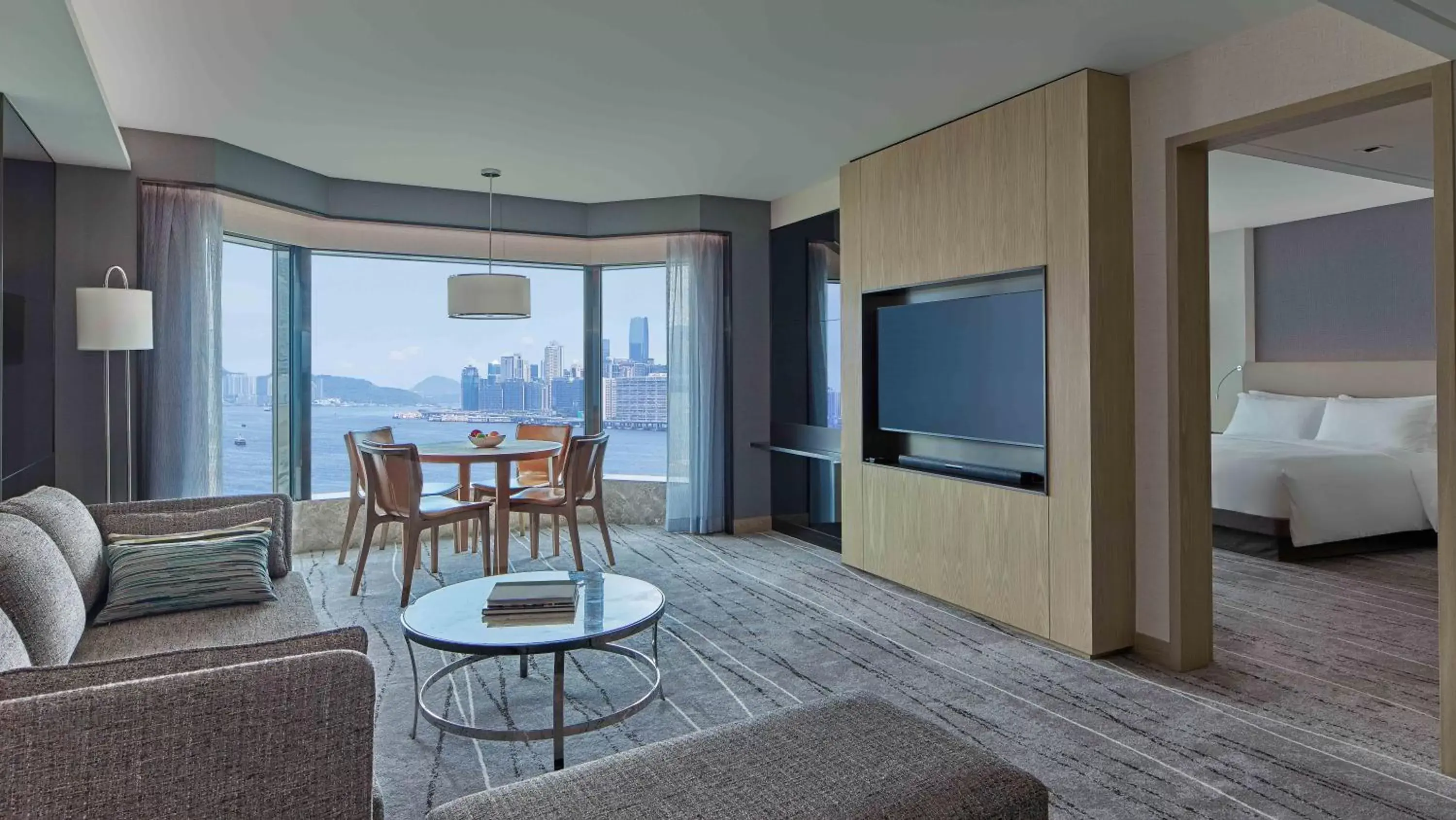 Living room, Seating Area in New World Millennium Hong Kong Hotel