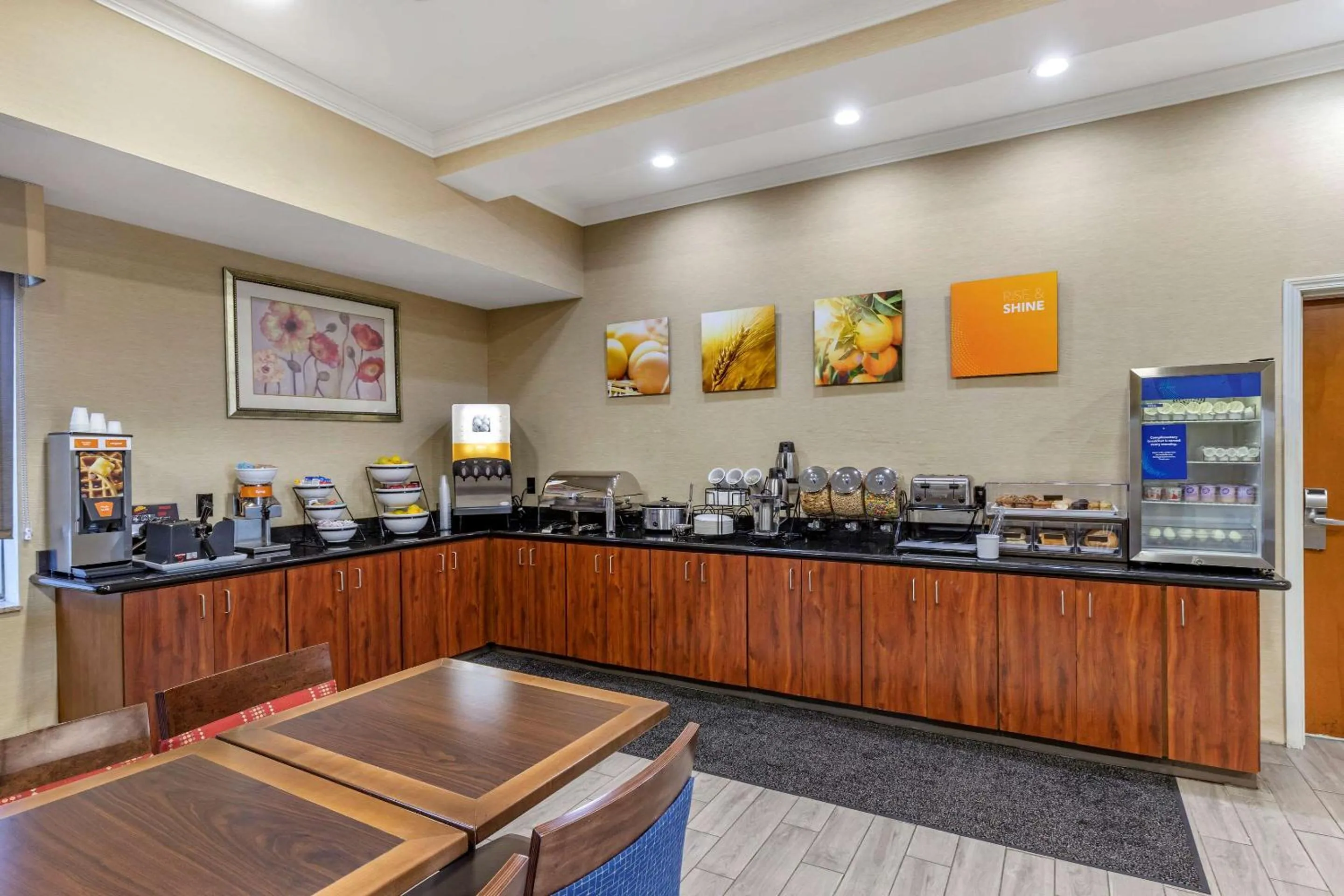 Restaurant/places to eat in Comfort Inn & Suites Orangeburg