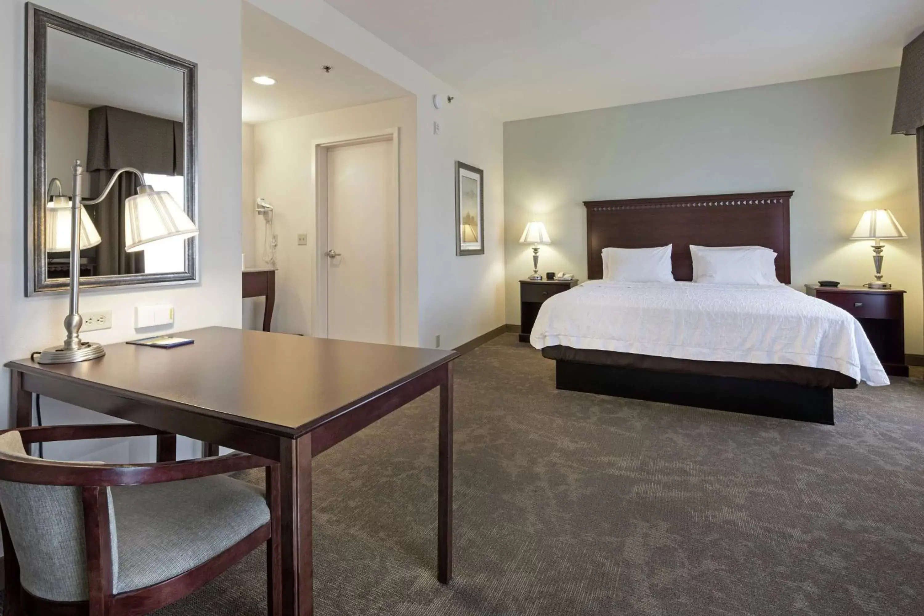 Bedroom, Bed in Hampton Inn & Suites Prescott Valley