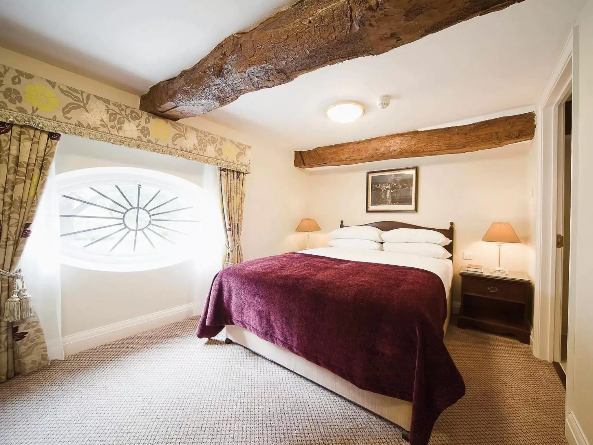 Bedroom, Bed in Macdonald Alveston Manor Hotel