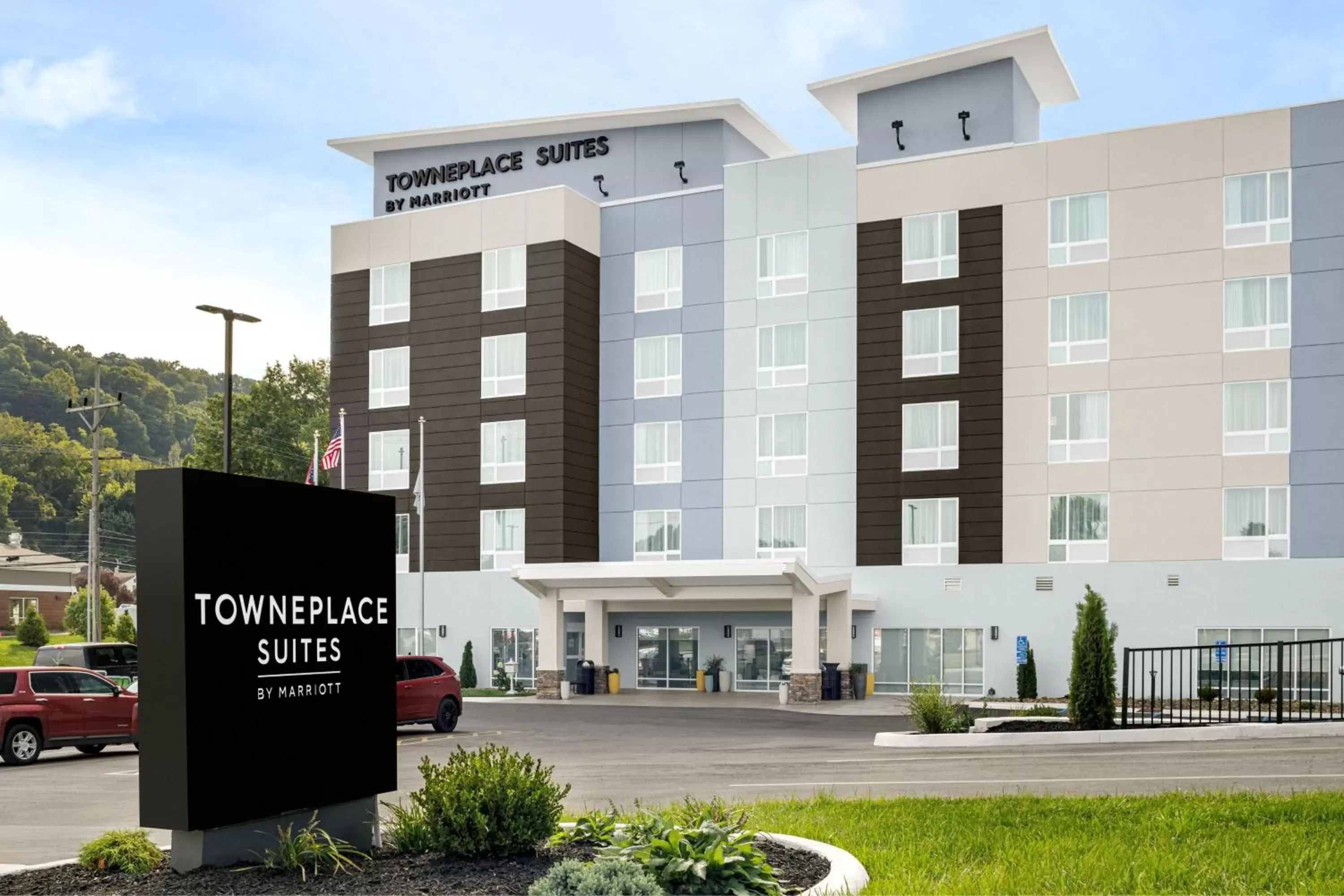Property building, Property Logo/Sign in TownePlace Suites by Marriott Ironton