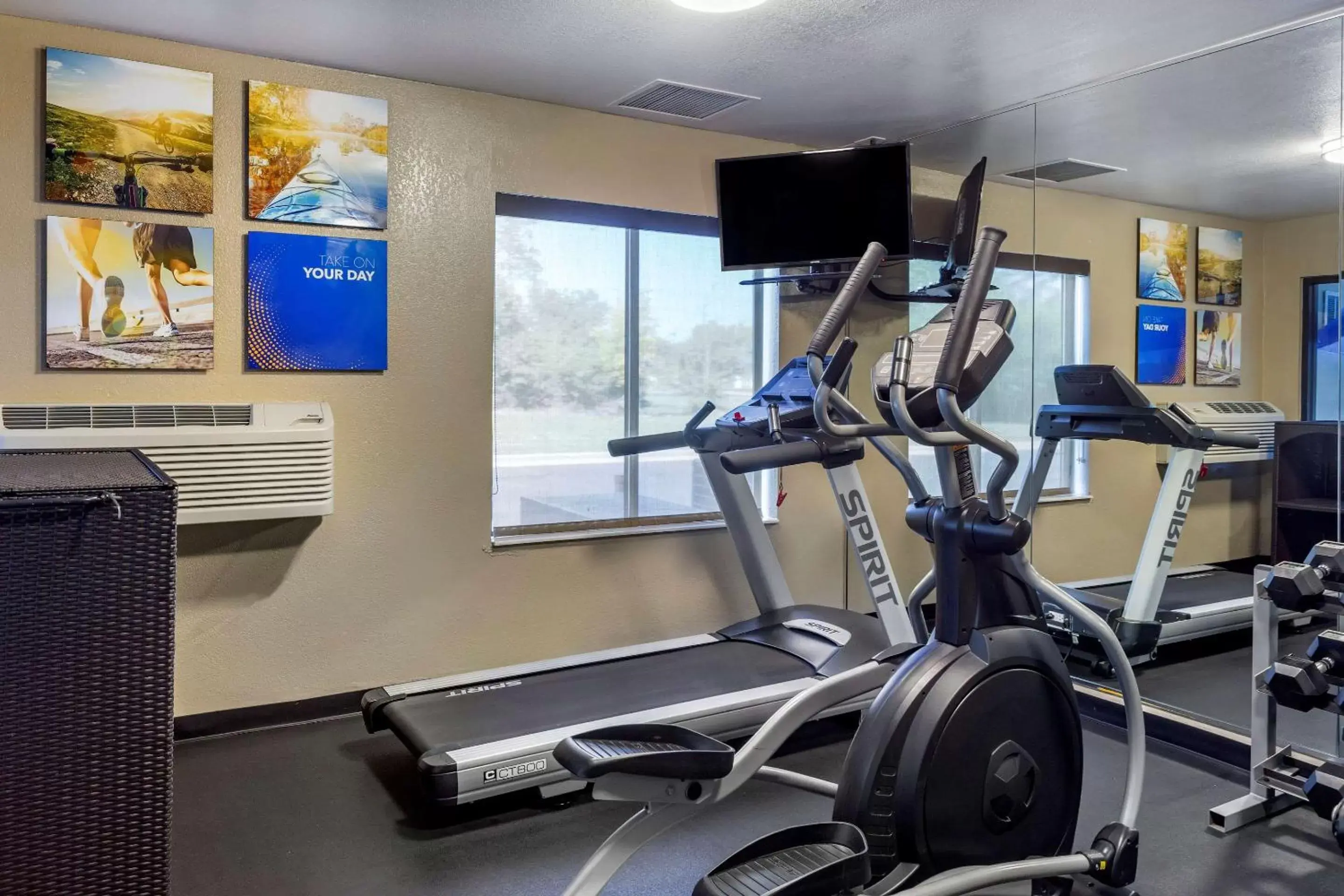 Fitness centre/facilities, Fitness Center/Facilities in Comfort Inn & Suites North Aurora - Naperville