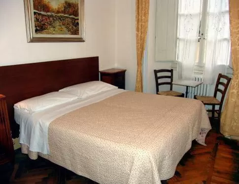Bed in Albergo San Giovanni