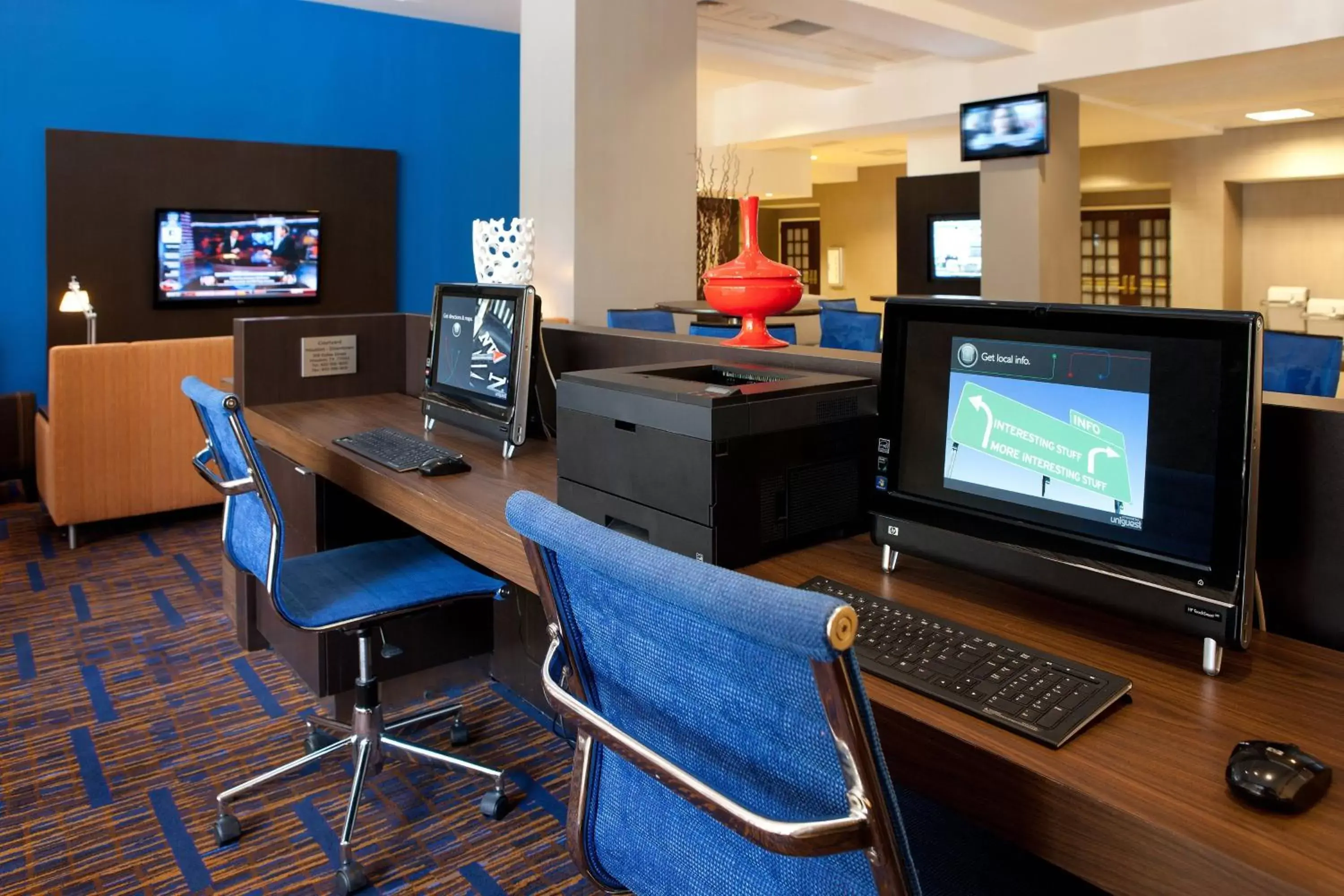 Business facilities, TV/Entertainment Center in Courtyard Houston Downtown Convention Center