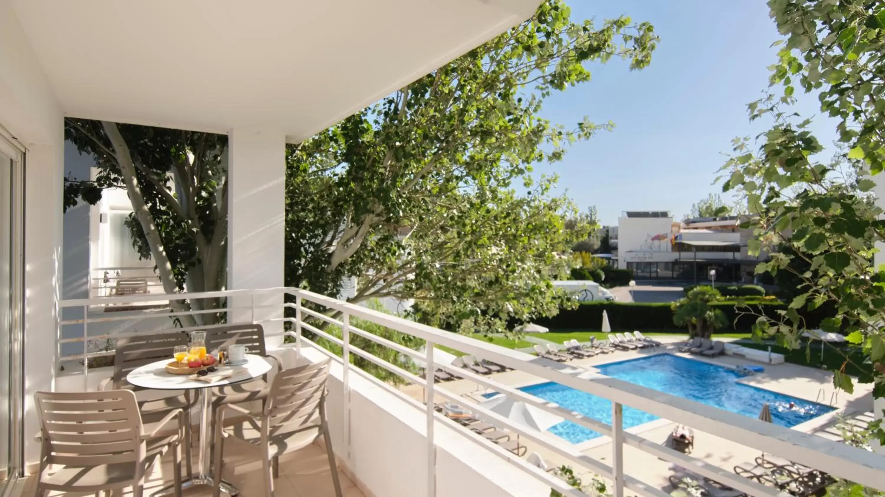 Balcony/Terrace, Pool View in Duvabitat Apartments