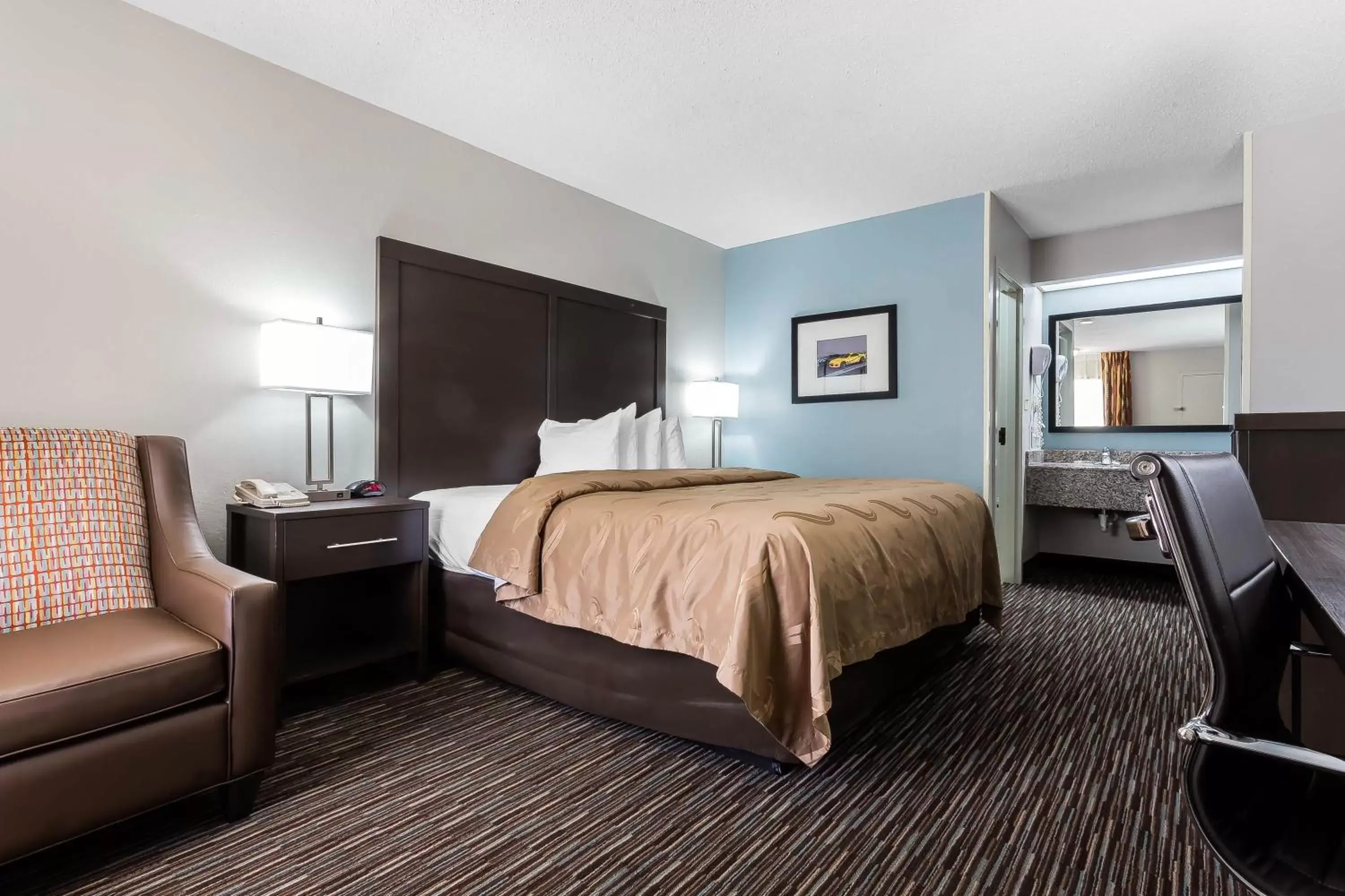 King Room - Non-Smoking in Quality Inn & Suites Mooresville-Lake Norman