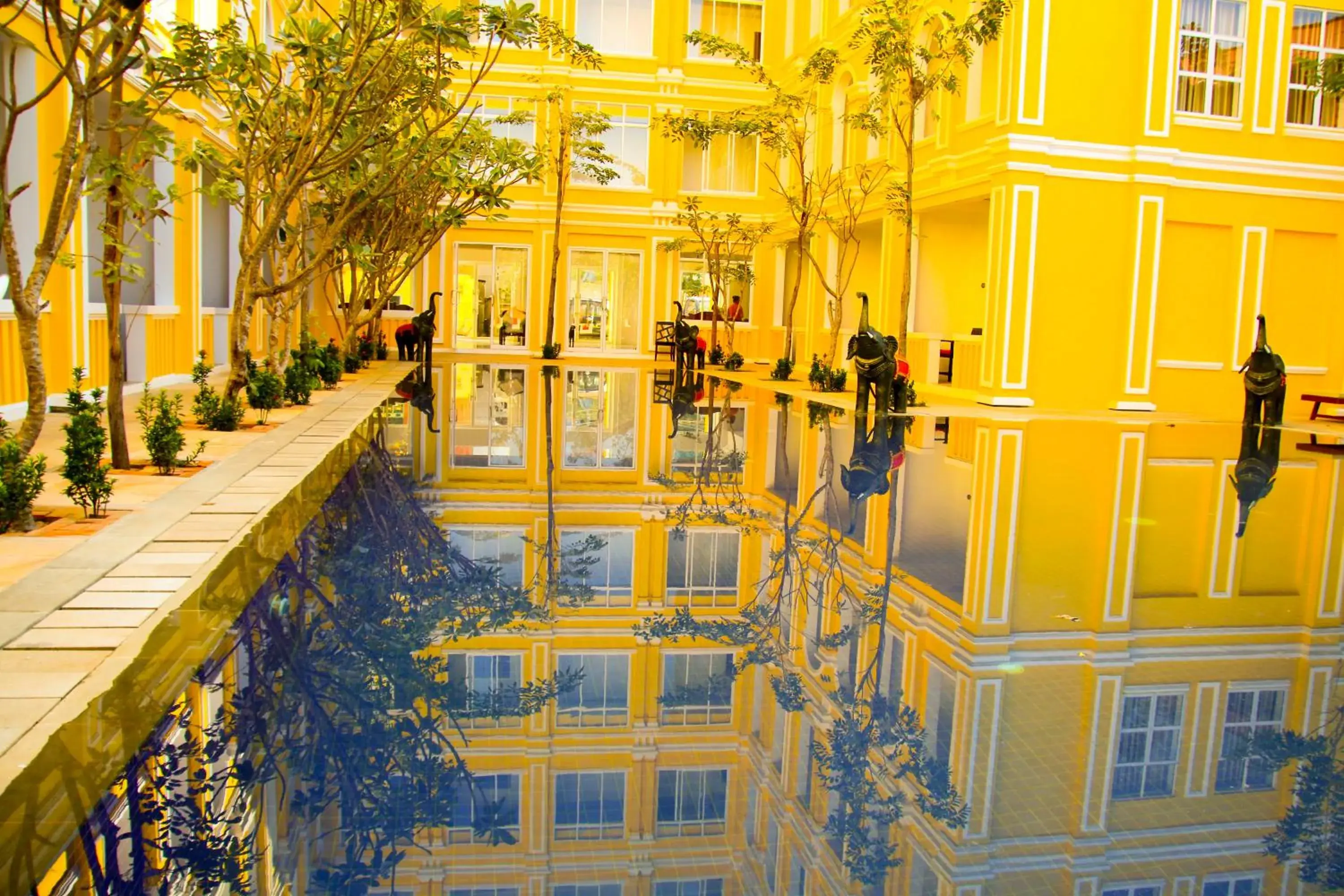 Swimming Pool in La Residence Watbo Hotel