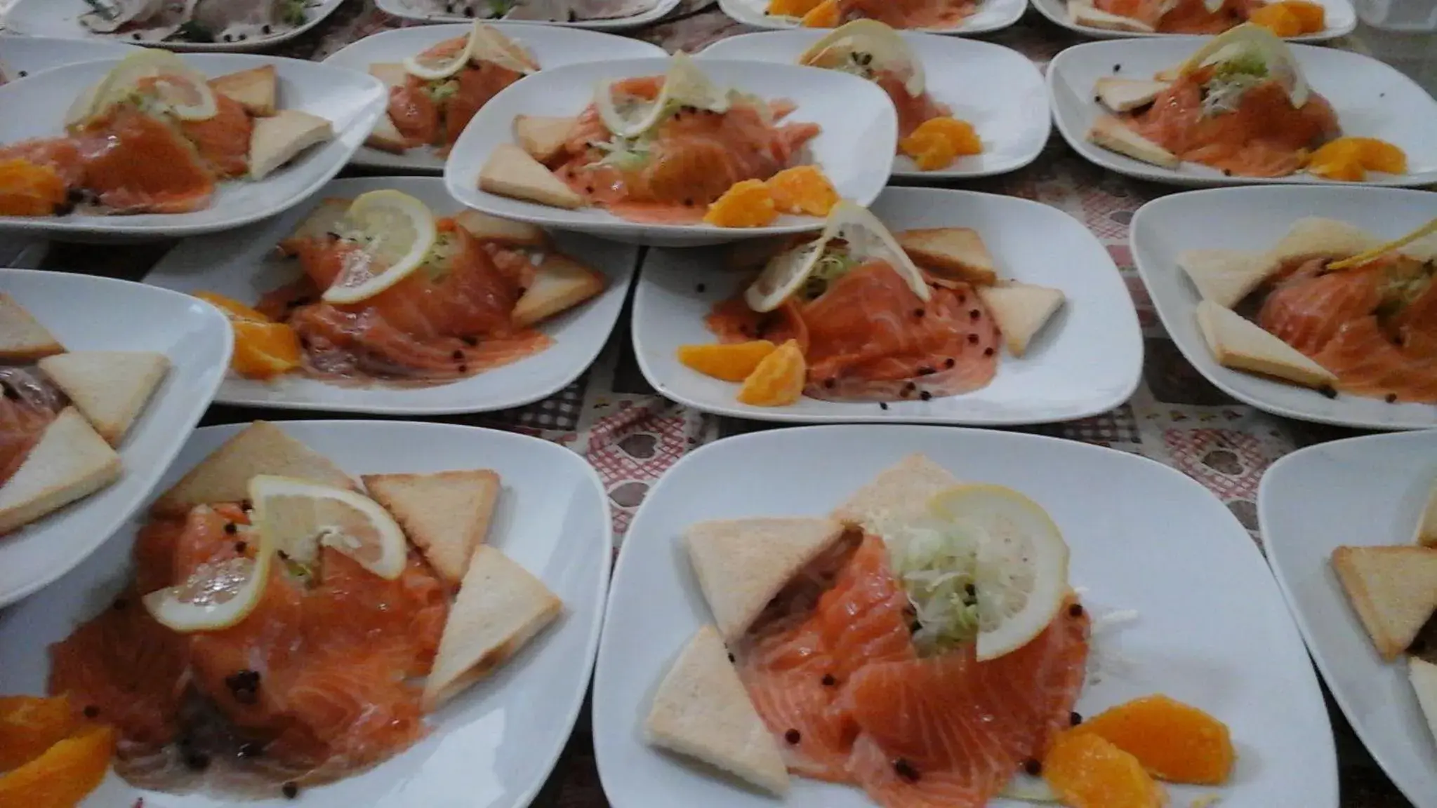 Food in Hotel Genius Food in Hotel Genius