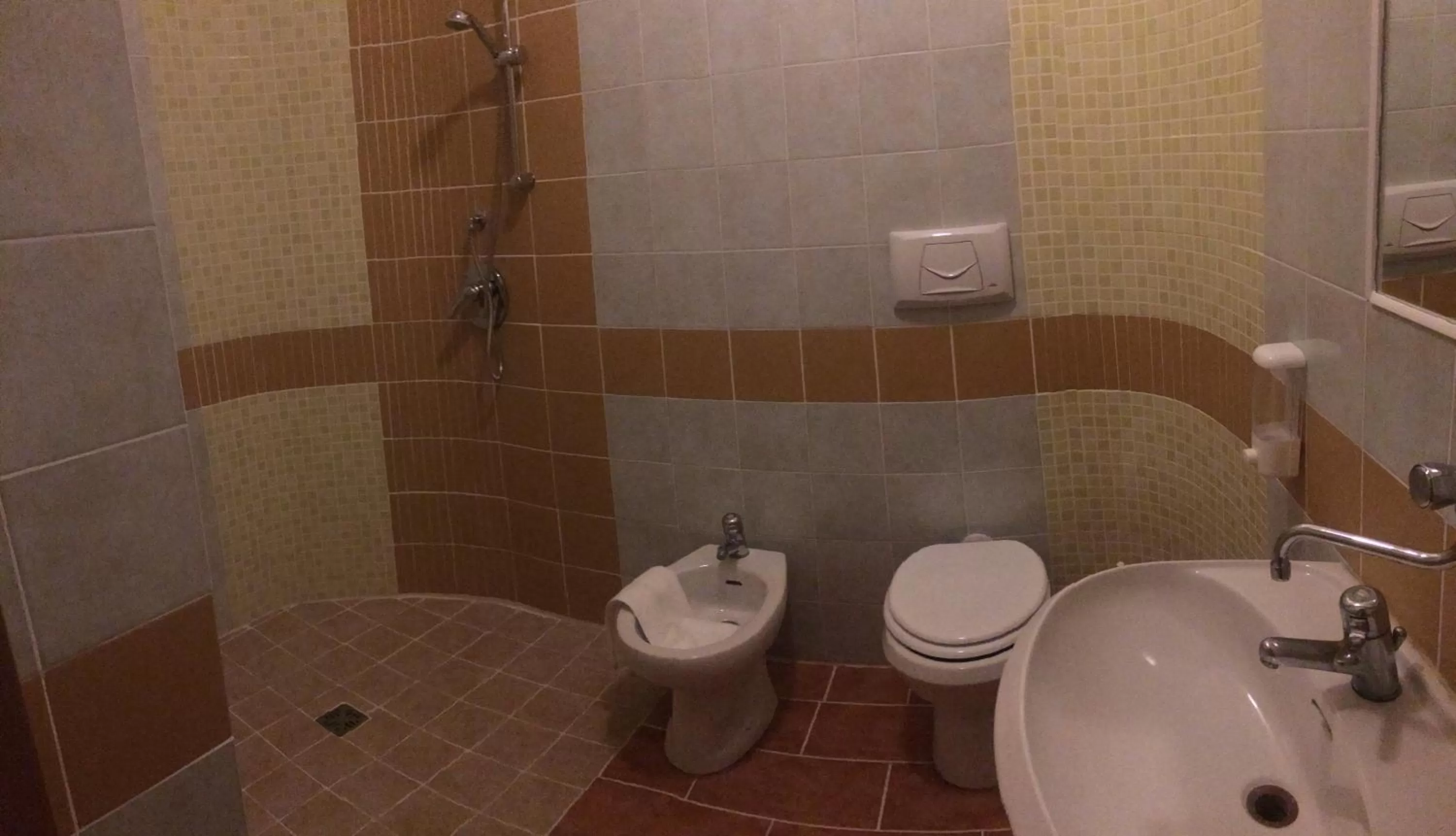 Bathroom in B&B Palazzo Manfredi Vieste, Fronte mare con Parcheggio