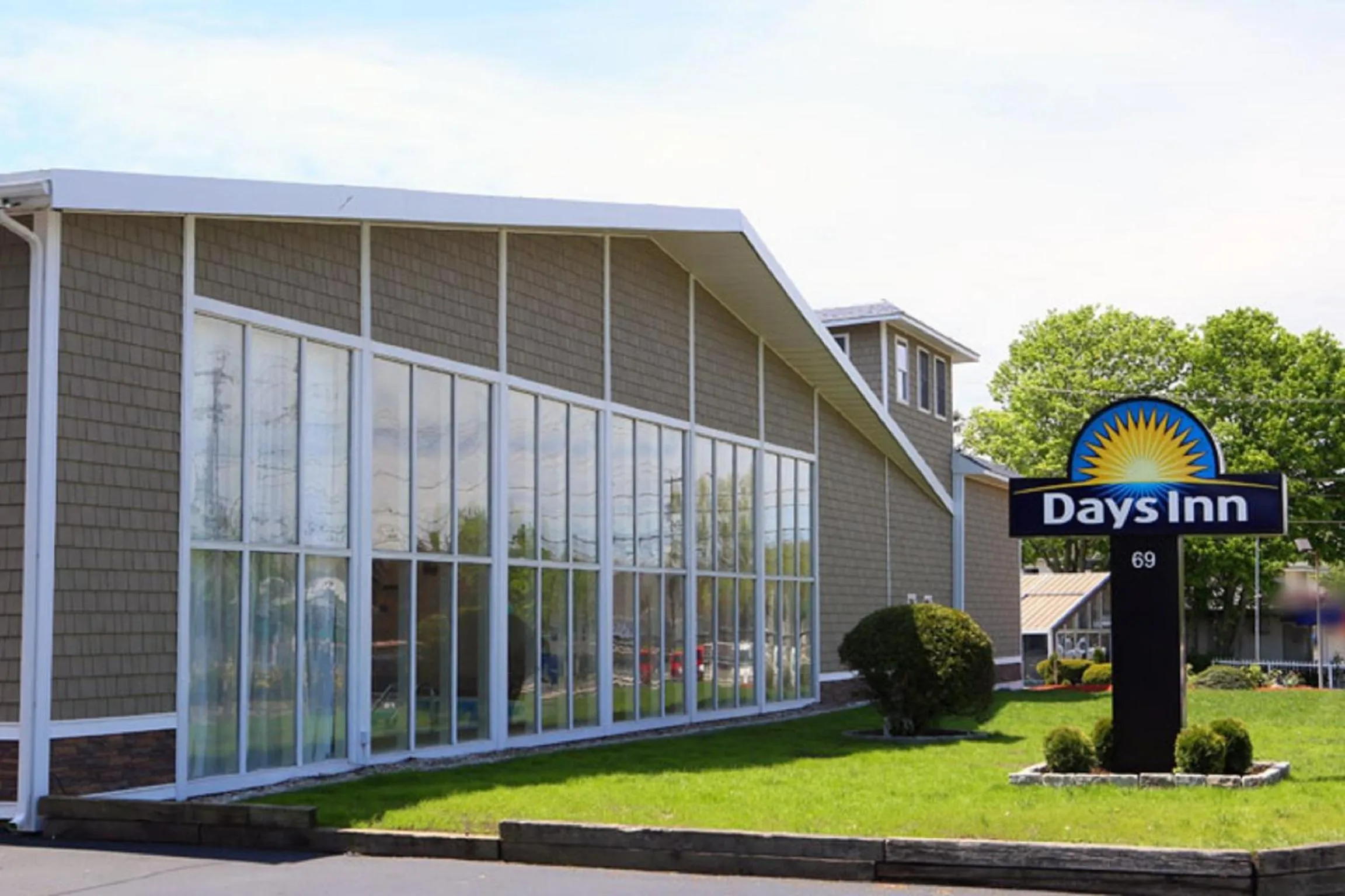 Property building in Days Inn by Wyndham - Cape Cod