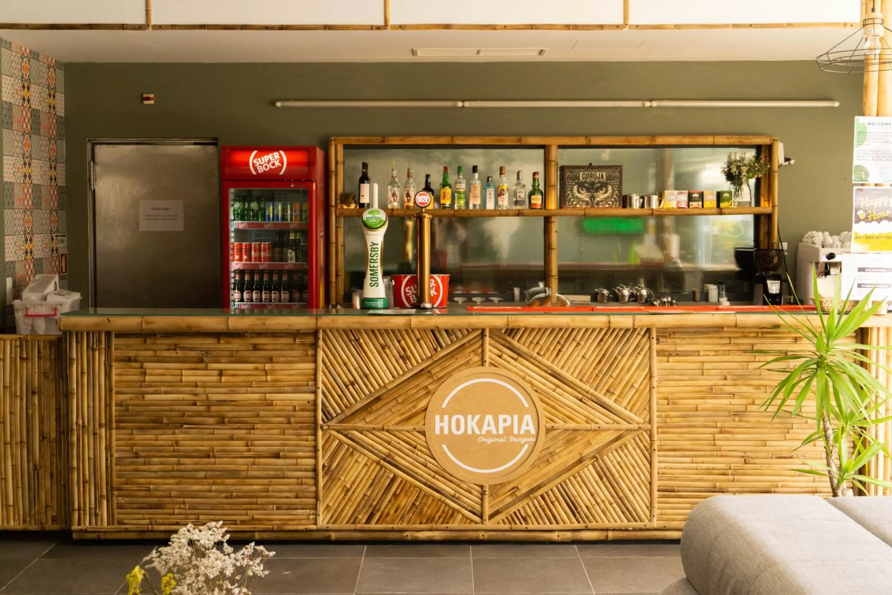 Restaurant/places to eat in Arrifana Destination Suites