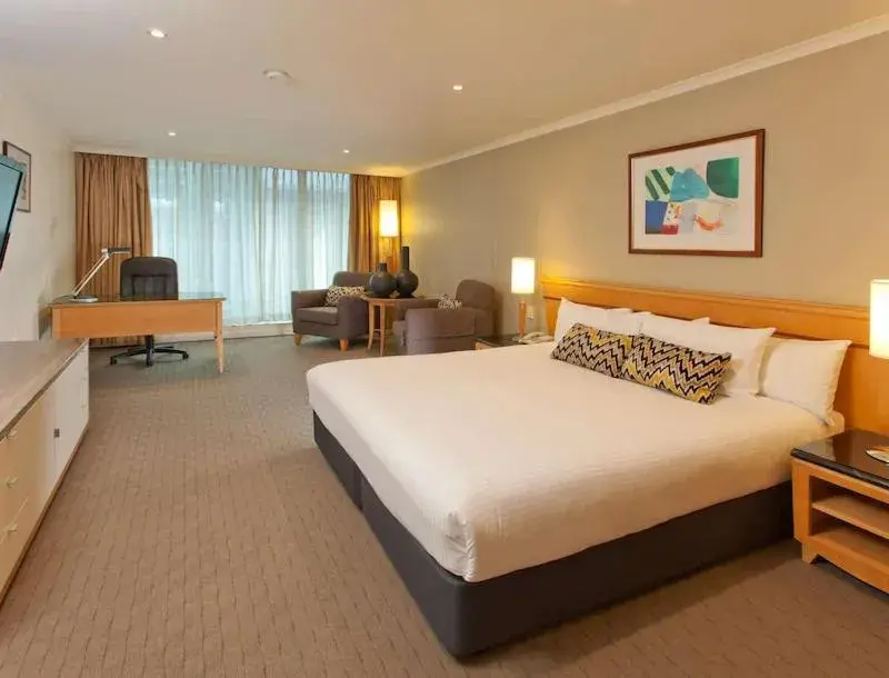 Bed in Rydges Darling Square Apartment Hotel