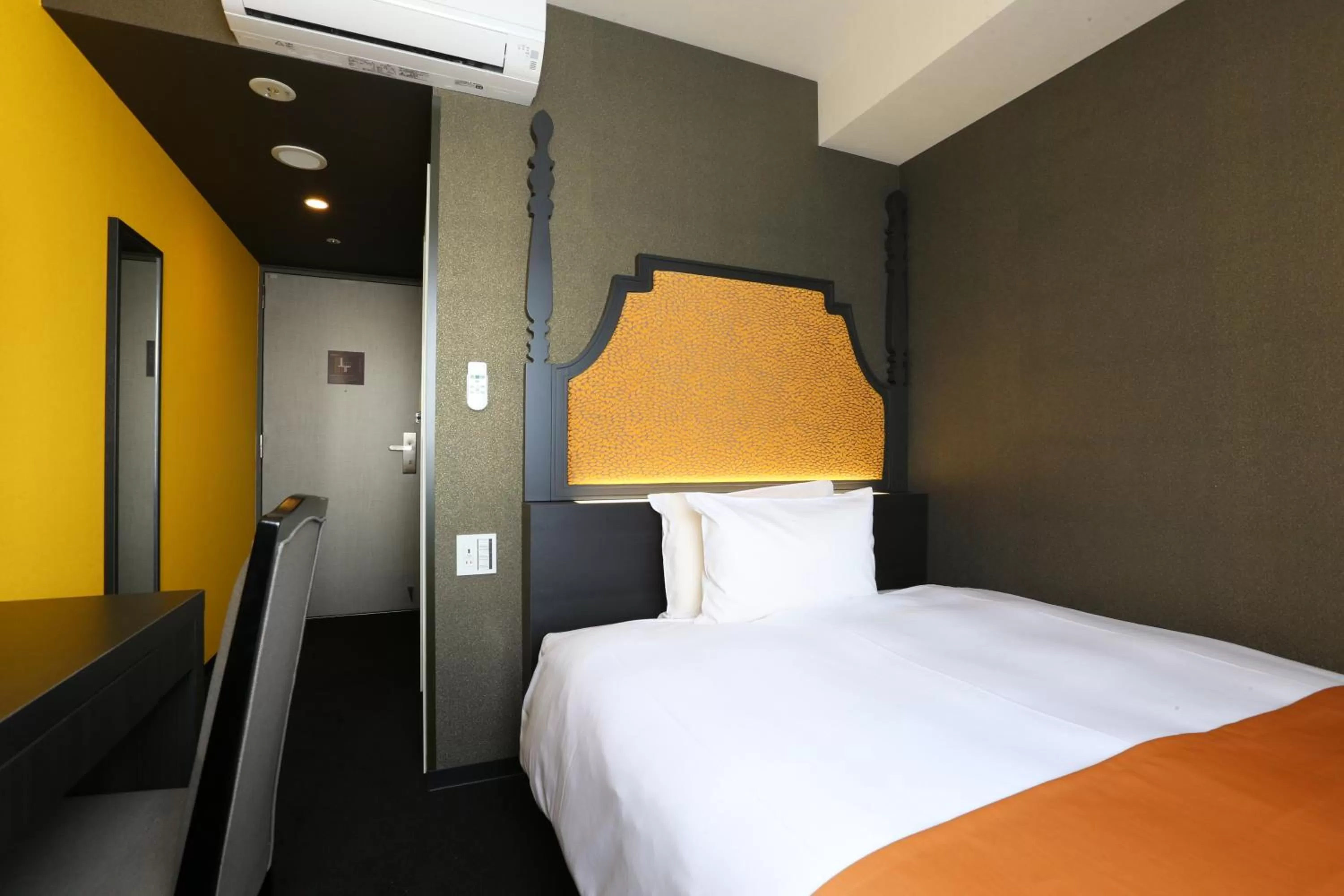 Photo of the whole room, Bed in Hotel Wing International Select Nagoya Sakae